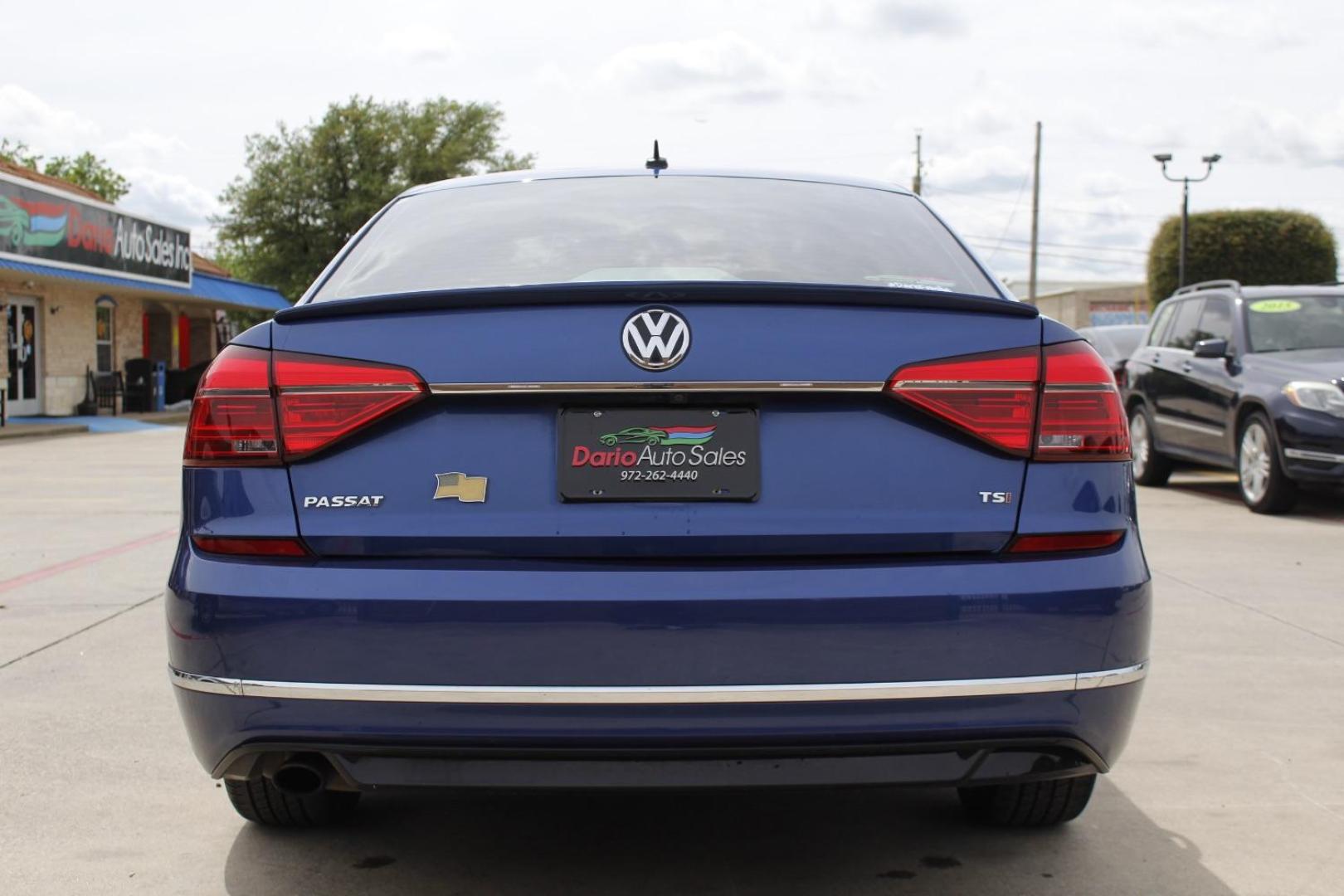 2016 Blue Volkswagen Passat 1.8T R-Line (1VWAT7A38GC) with an 1.8L I-4 gasoline direct injection engine, located at 2401 E Main St., Grand Prairie, TX, 75050, (972) 262-4440, 32.748981, -96.969643 - Photo#5