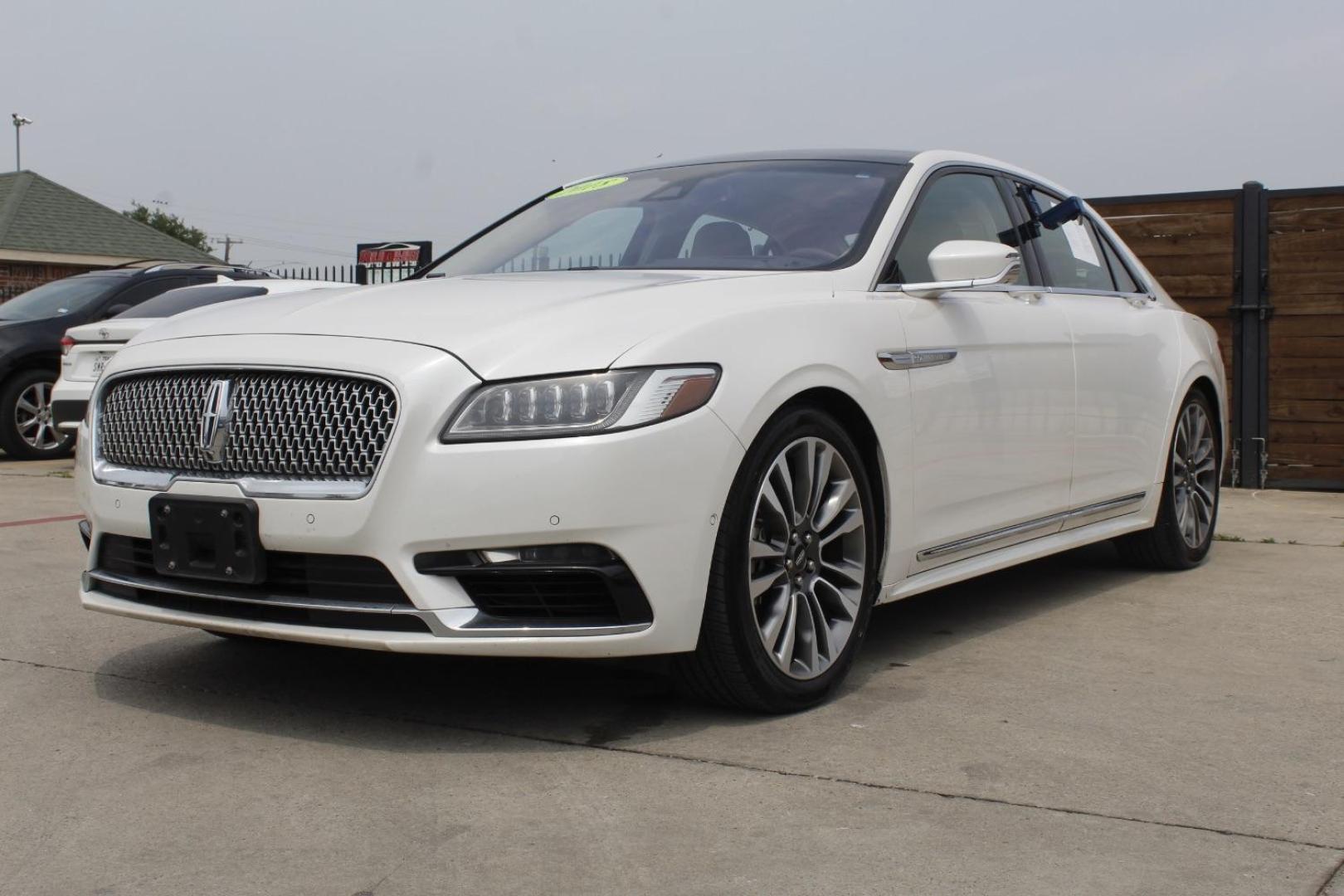 2018 White Lincoln Continental Reserve (1LN6L9RP3J5) with an EcoBoost 2.7L V-6 gasoline direct injection engine, located at 2401 E Main St., Grand Prairie, TX, 75050, (972) 262-4440, 32.748981, -96.969643 - Photo#1