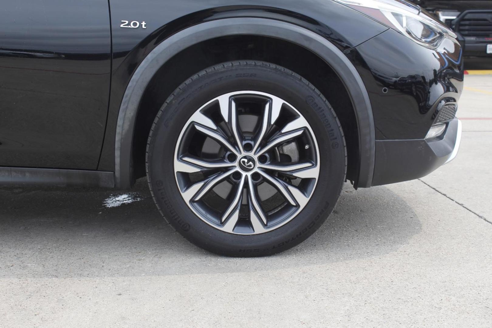 2017 Black INFINITI QX30 Premium (SJKCH5CR7HA) with an 2L I-4 gasoline direct injection engine, located at 2401 E Main St., Grand Prairie, TX, 75050, (972) 262-4440, 32.748981, -96.969643 - Photo#10