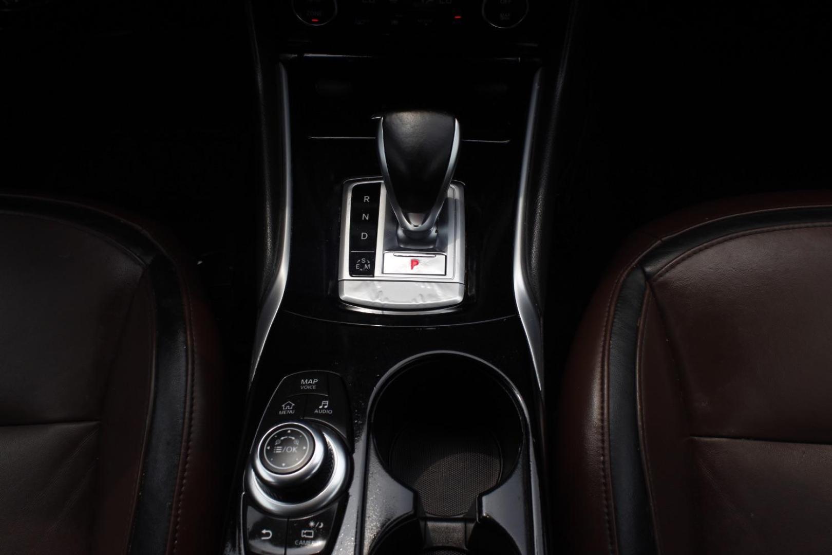 2017 Black INFINITI QX30 Premium (SJKCH5CR7HA) with an 2L I-4 gasoline direct injection engine, located at 2401 E Main St., Grand Prairie, TX, 75050, (972) 262-4440, 32.748981, -96.969643 - Photo#20