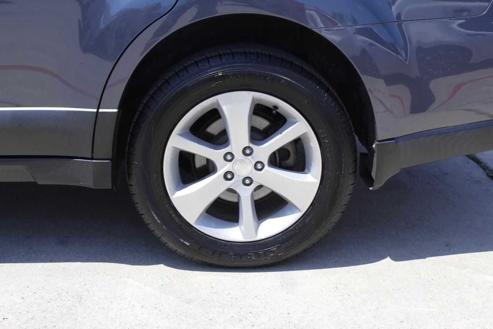 2014 Gray Subaru Outback 3.6R Limited (4S4BRDLC3E2) with an 3.6L H-6 DOHC engine, located at 2401 E Main St., Grand Prairie, TX, 75050, (972) 262-4440, 32.748981, -96.969643 - Photo#4