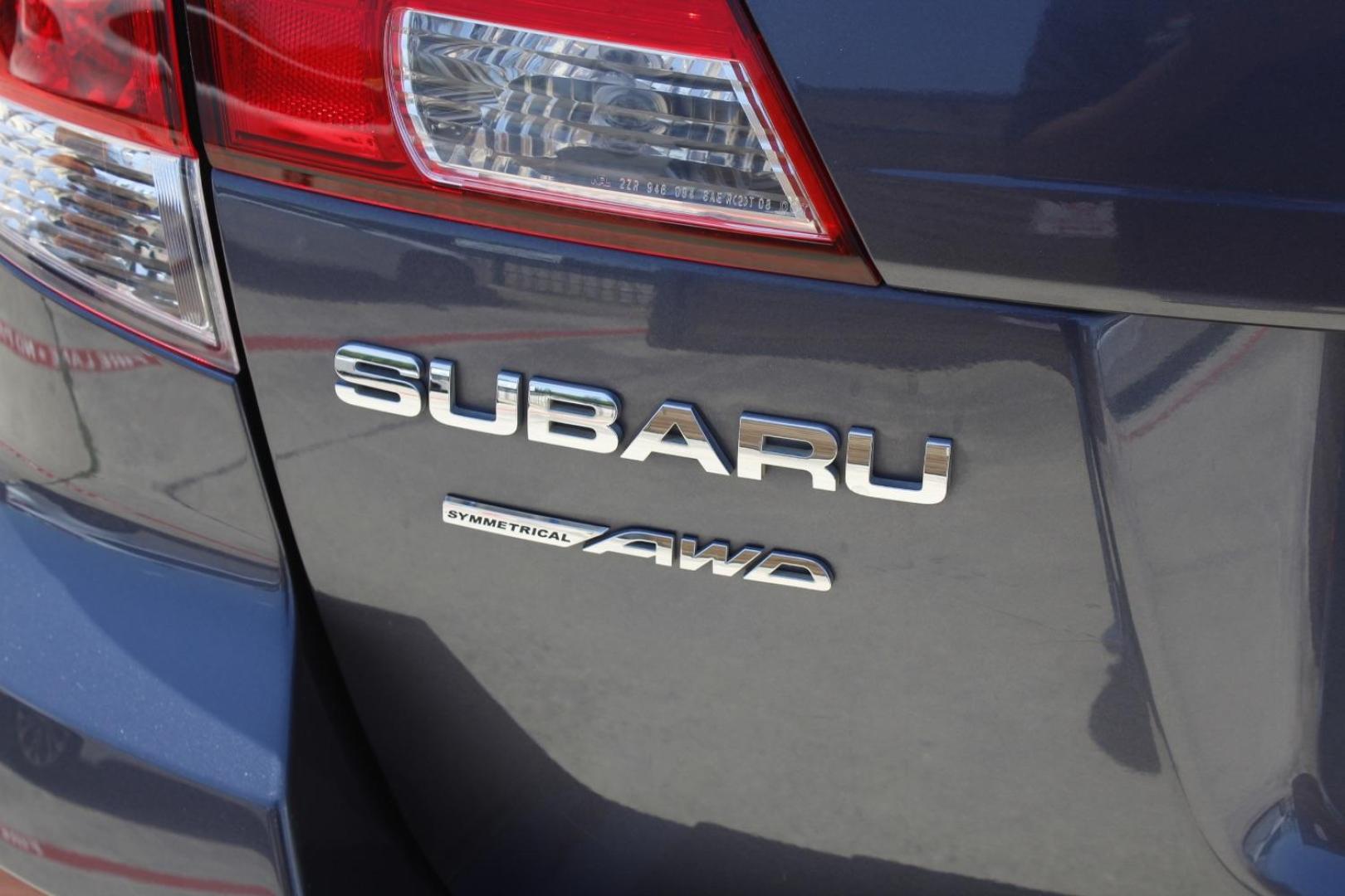 2014 Gray Subaru Outback 3.6R Limited (4S4BRDLC3E2) with an 3.6L H-6 DOHC engine, located at 2401 E Main St., Grand Prairie, TX, 75050, (972) 262-4440, 32.748981, -96.969643 - Photo#6