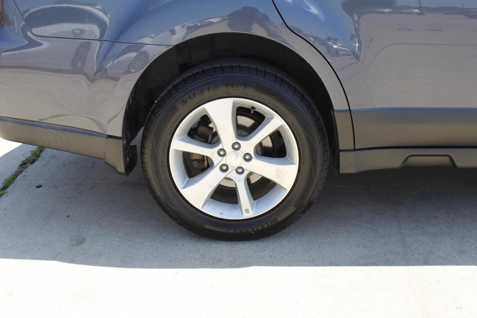 2014 Gray Subaru Outback 3.6R Limited (4S4BRDLC3E2) with an 3.6L H-6 DOHC engine, located at 2401 E Main St., Grand Prairie, TX, 75050, (972) 262-4440, 32.748981, -96.969643 - Photo#11