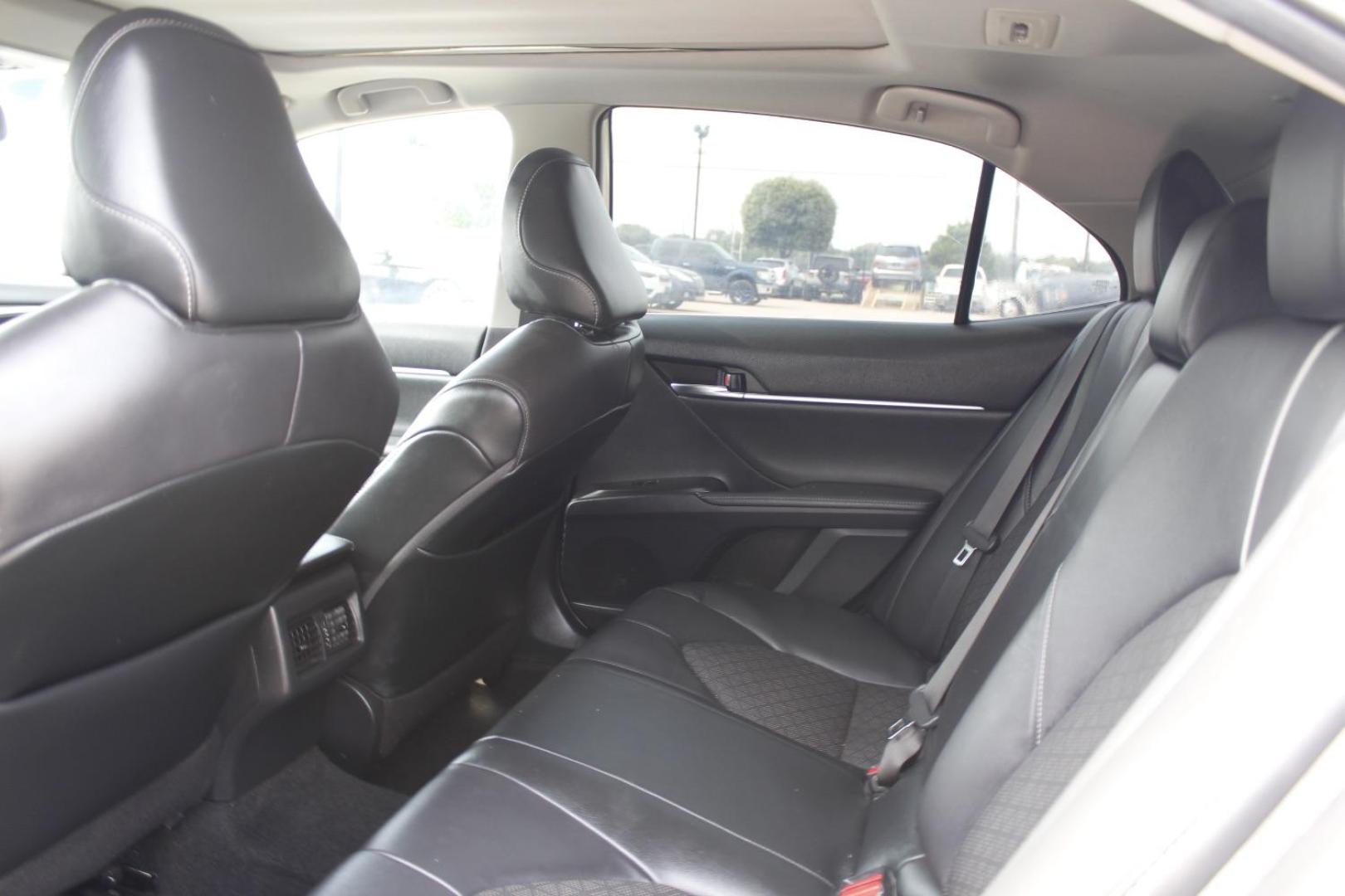 2021 White Toyota Camry XSE (4T1K61AK5MU) with an Dynamic Force 2.5L I-4 port/direct injection engine, located at 2401 E Main St., Grand Prairie, TX, 75050, (972) 262-4440, 32.748981, -96.969643 - Photo#12