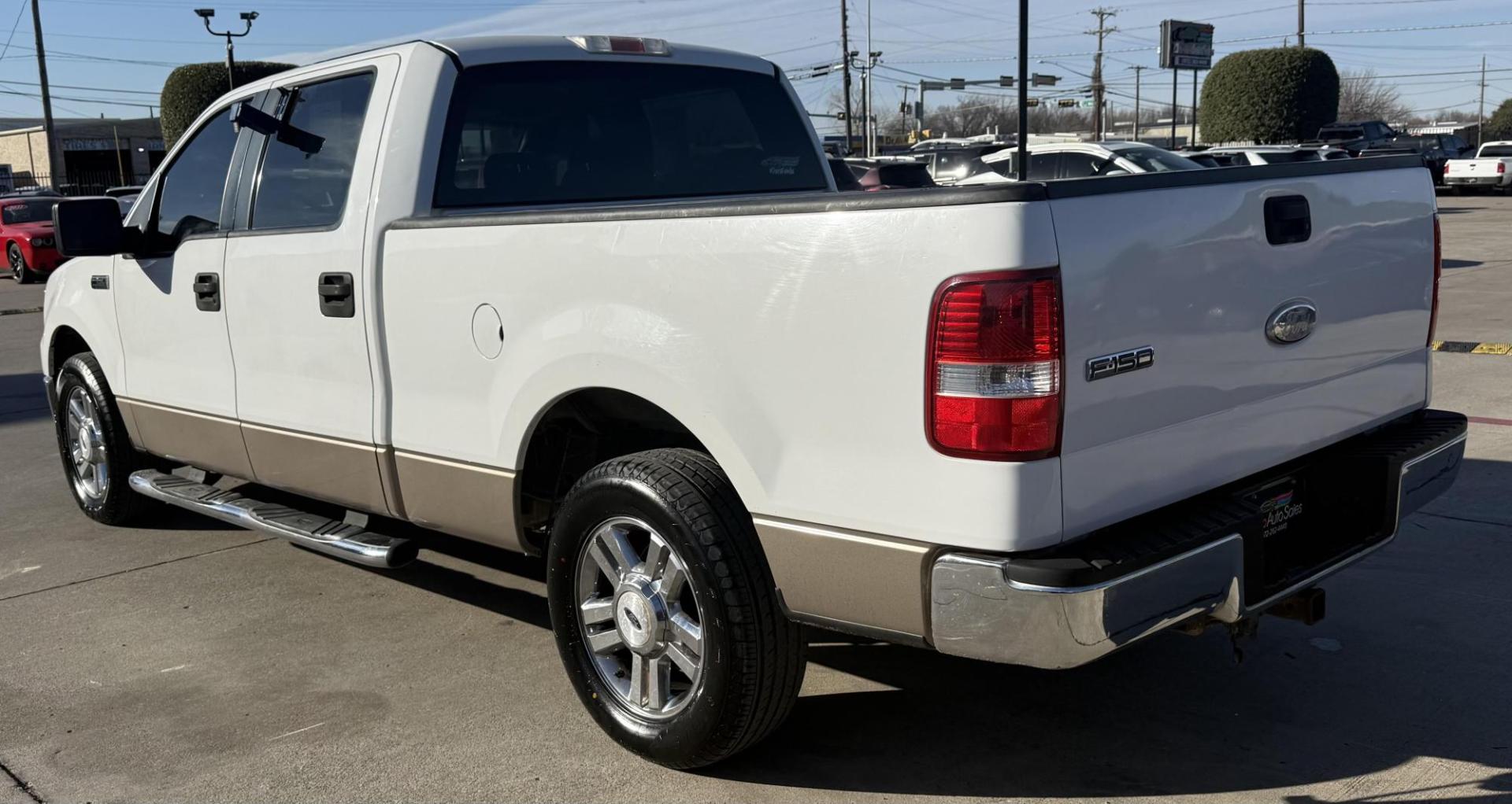 2006 White Ford F-150 (1FTPW12V86K) with an Triton 4.6L V-8 regular unleaded engine, located at 2401 E Main St., Grand Prairie, TX, 75050, (972) 262-4440, 32.748981, -96.969643 - Photo#3