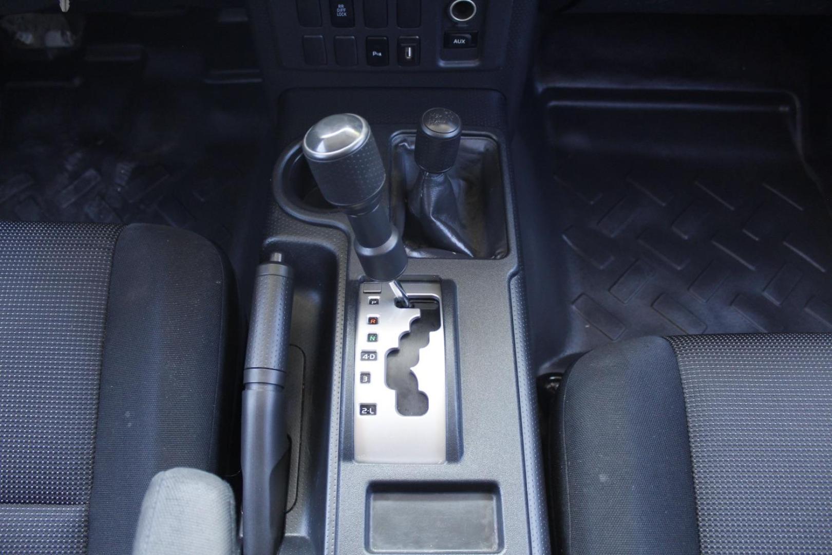 2007 Silver Toyota FJ Cruiser 4WD (JTEBU11F070) , located at 2401 E Main St., Grand Prairie, TX, 75050, (972) 262-4440, 32.748981, -96.969643 - Photo#17