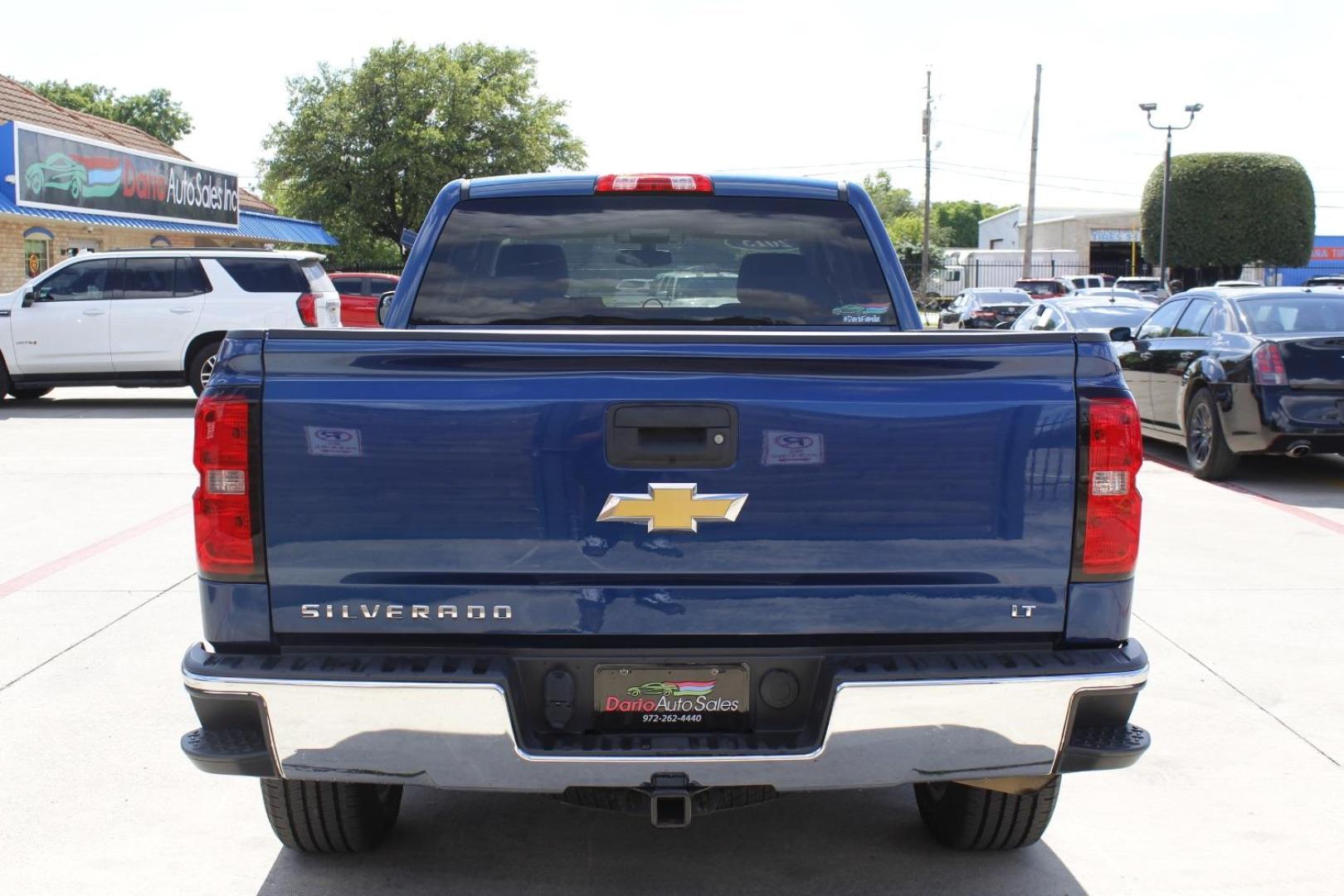 2015 Blue Chevrolet Silverado 1500 1LT (1GCRCREH4FZ) , located at 2401 E Main St., Grand Prairie, TX, 75050, (972) 262-4440, 32.748981, -96.969643 - Photo#6