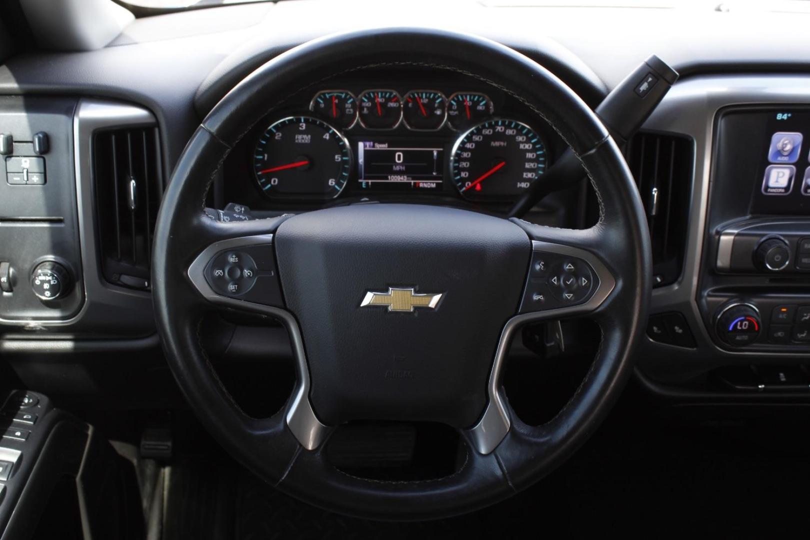 2015 Blue Chevrolet Silverado 1500 1LT (1GCRCREH4FZ) , located at 2401 E Main St., Grand Prairie, TX, 75050, (972) 262-4440, 32.748981, -96.969643 - Photo#21