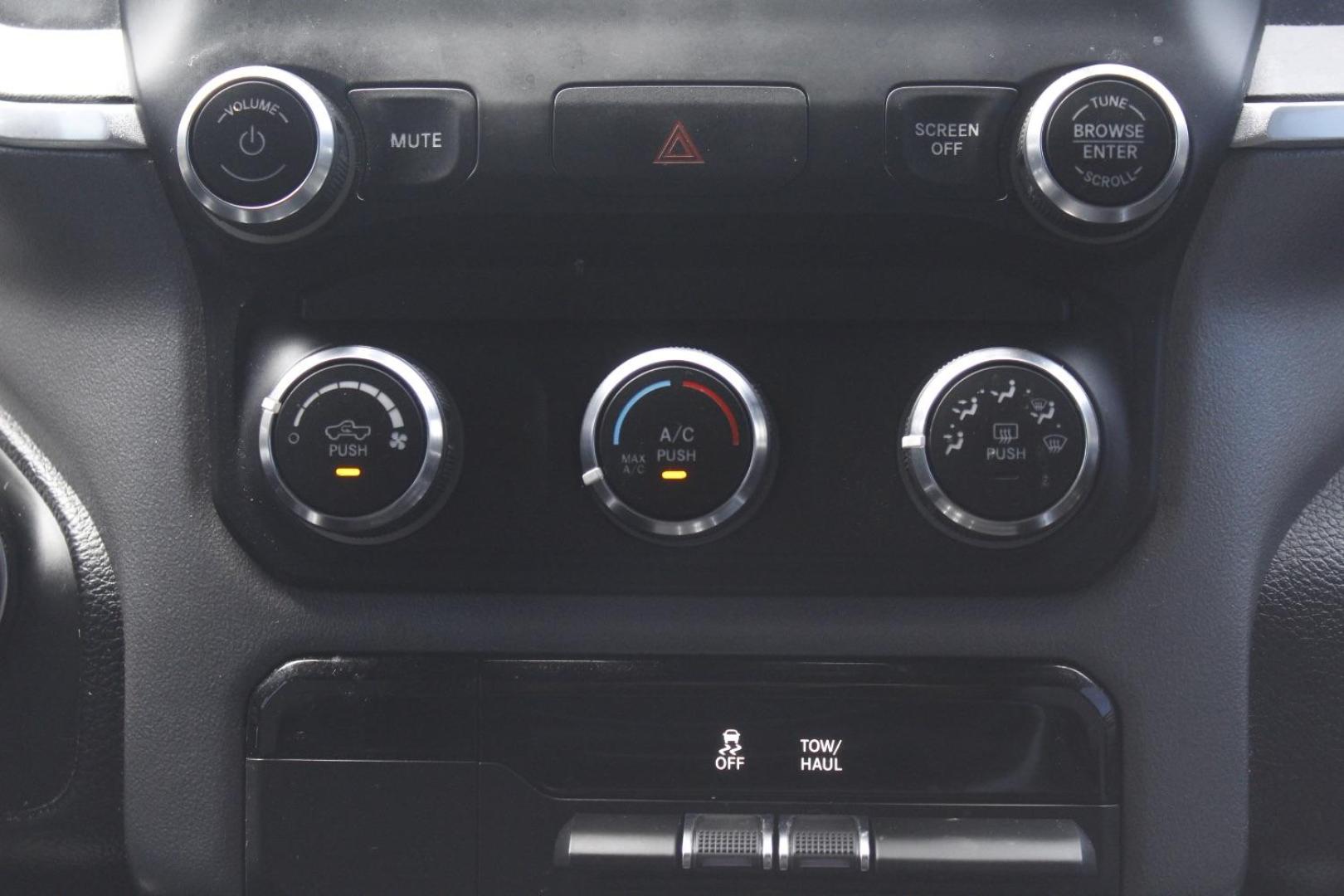 2021 BLUE Ram 1500 Lone Star Crew Cab 4x2 5'7 Box (1C6RREFT5MN) with an HEMI 5.7L V-8 variable valve control engine, located at 2401 E Main St., Grand Prairie, TX, 75050, (972) 262-4440, 32.748981, -96.969643 - Photo#18