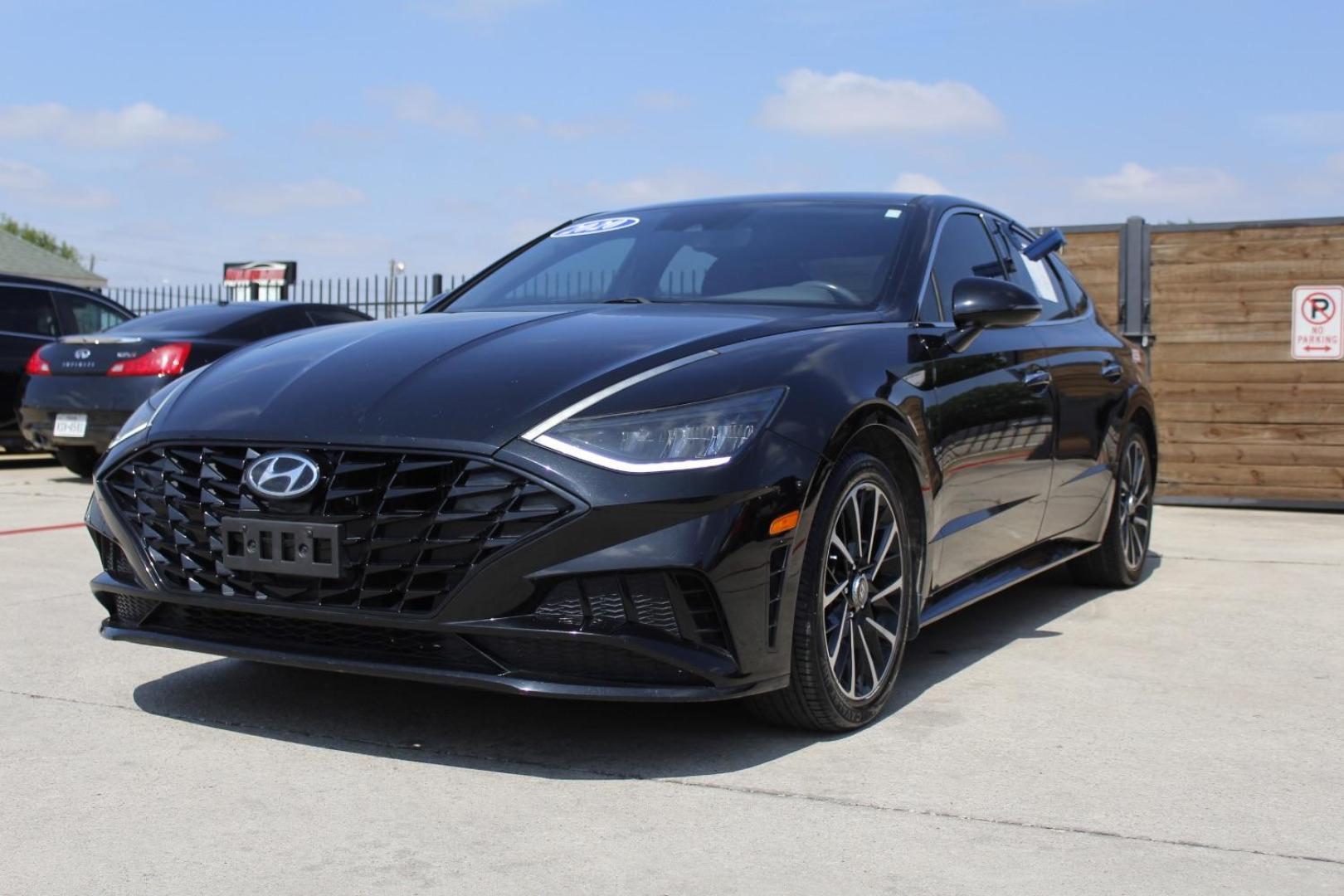 2020 Black Hyundai Sonata SEL Plus (5NPEJ4J24LH) with an Smartstream 1.6L I-4 port/direct injection engine, located at 2401 E Main St., Grand Prairie, TX, 75050, (972) 262-4440, 32.748981, -96.969643 - Photo#1