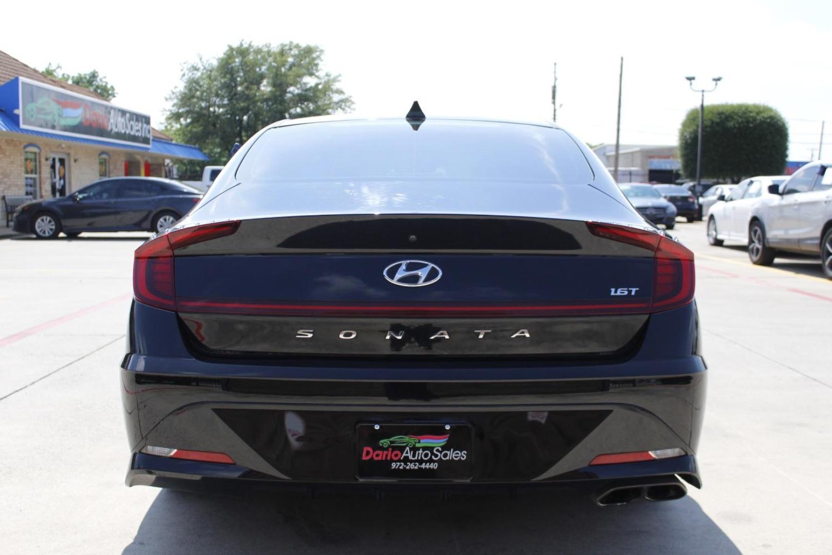 2020 Black Hyundai Sonata SEL Plus (5NPEJ4J24LH) with an Smartstream 1.6L I-4 port/direct injection engine, located at 2401 E Main St., Grand Prairie, TX, 75050, (972) 262-4440, 32.748981, -96.969643 - Photo#5