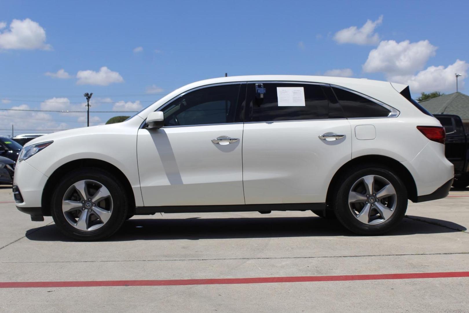 2016 White Acura MDX AcuraWatch Plus Package (5FRYD3H24GB) with an 3.5L V-6 gasoline direct injection engine, located at 2401 E Main St., Grand Prairie, TX, 75050, (972) 262-4440, 32.748981, -96.969643 - Photo#2