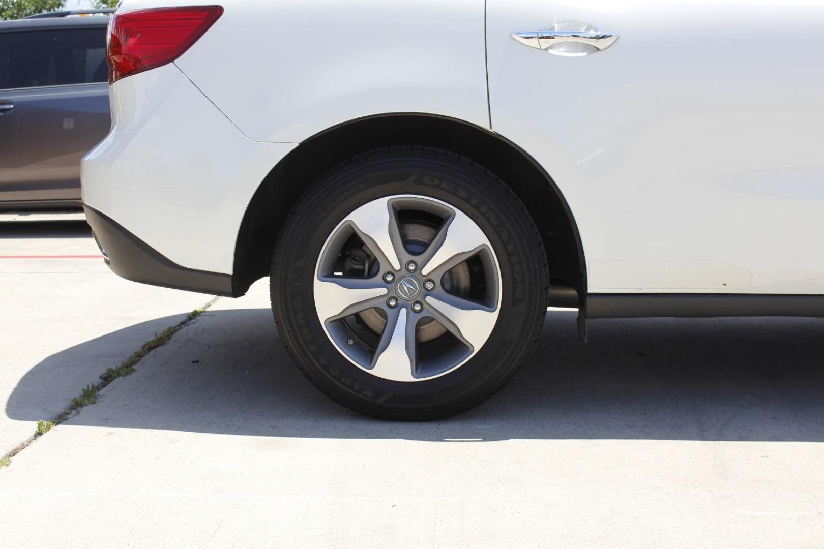 2016 White Acura MDX AcuraWatch Plus Package (5FRYD3H24GB) with an 3.5L V-6 gasoline direct injection engine, located at 2401 E Main St., Grand Prairie, TX, 75050, (972) 262-4440, 32.748981, -96.969643 - Photo#9
