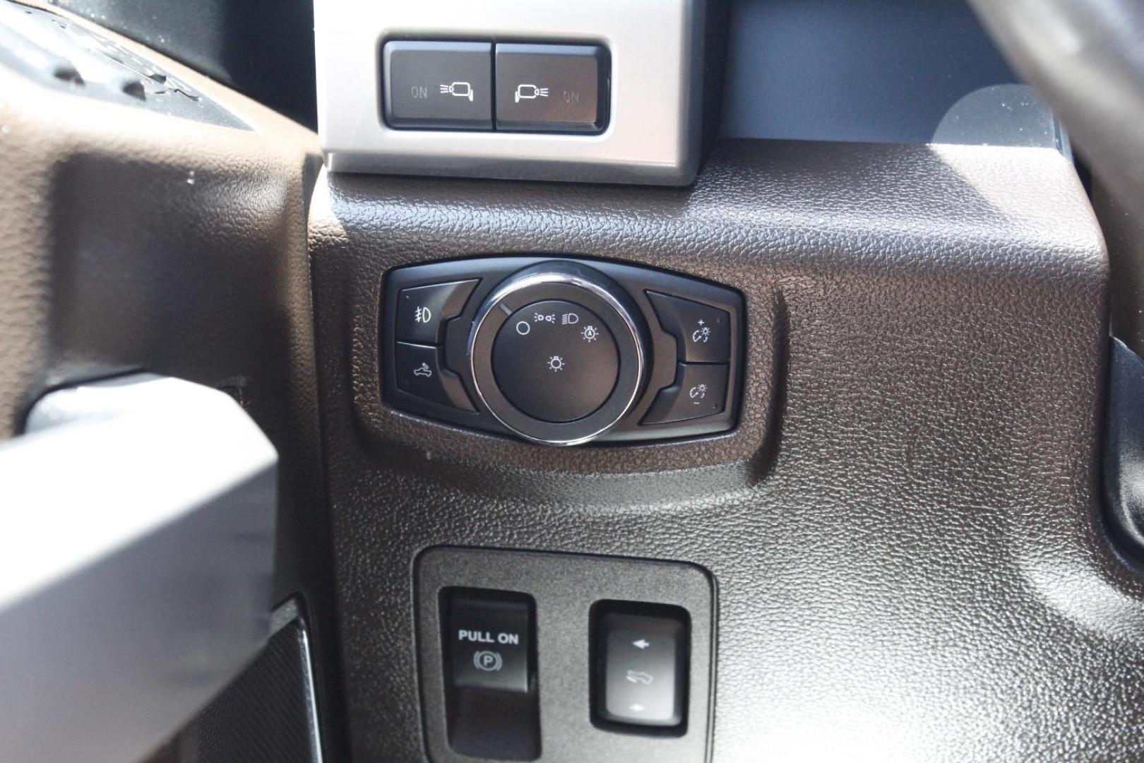 2020 White Ford F-150 King Ranch (1FTEW1C54LF) , located at 2401 E Main St., Grand Prairie, TX, 75050, (972) 262-4440, 32.748981, -96.969643 - Photo#21