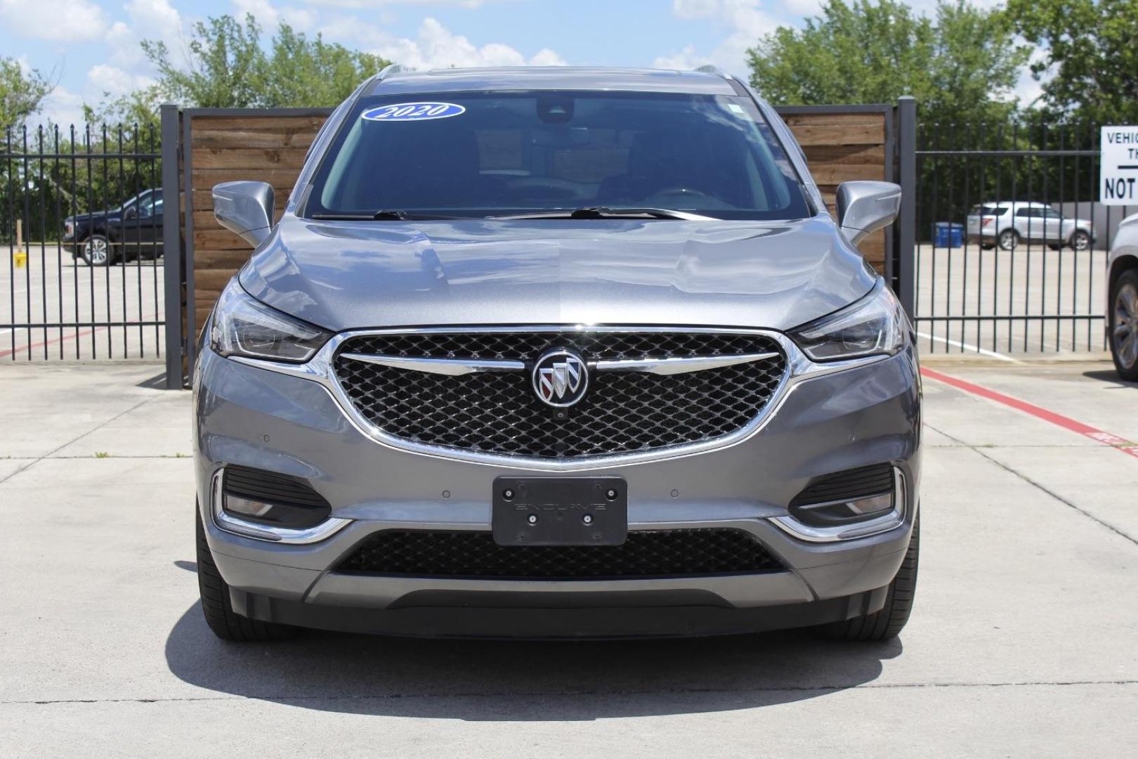 2020 Gray Buick Enclave (5GAERDKW9LJ) with an 3.6L V-6 gasoline direct injection engine, located at 2401 E Main St., Grand Prairie, TX, 75050, (972) 262-4440, 32.748981, -96.969643 - Photo#1