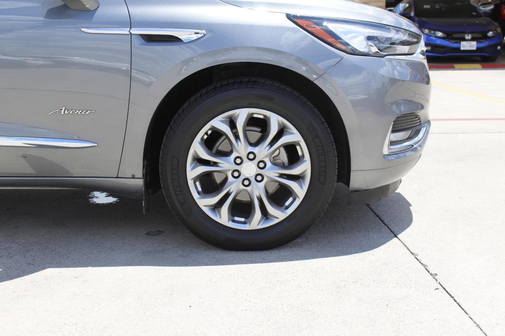 2020 Gray Buick Enclave (5GAERDKW9LJ) with an 3.6L V-6 gasoline direct injection engine, located at 2401 E Main St., Grand Prairie, TX, 75050, (972) 262-4440, 32.748981, -96.969643 - Photo#3