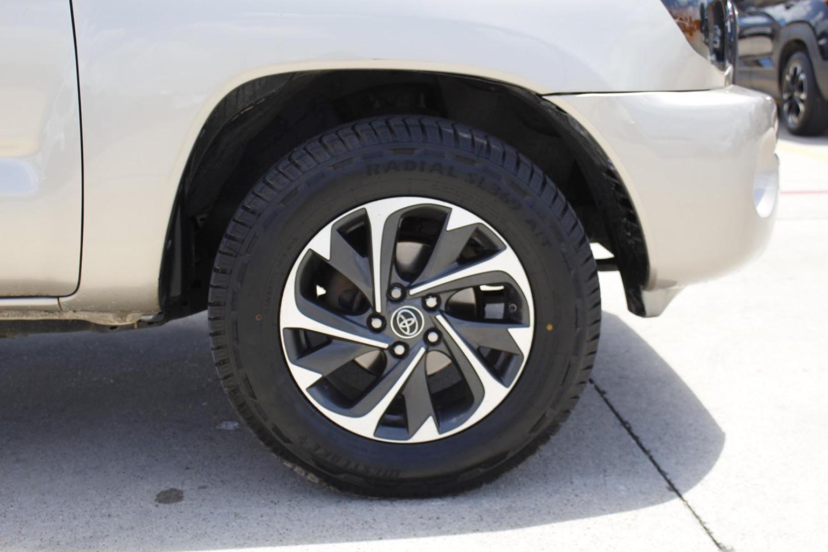 2008 Gold Toyota Tacoma (5TETX22NX8Z) with an 2.7 engine, located at 2401 E Main St., Grand Prairie, TX, 75050, (972) 262-4440, 32.748981, -96.969643 - Photo#9