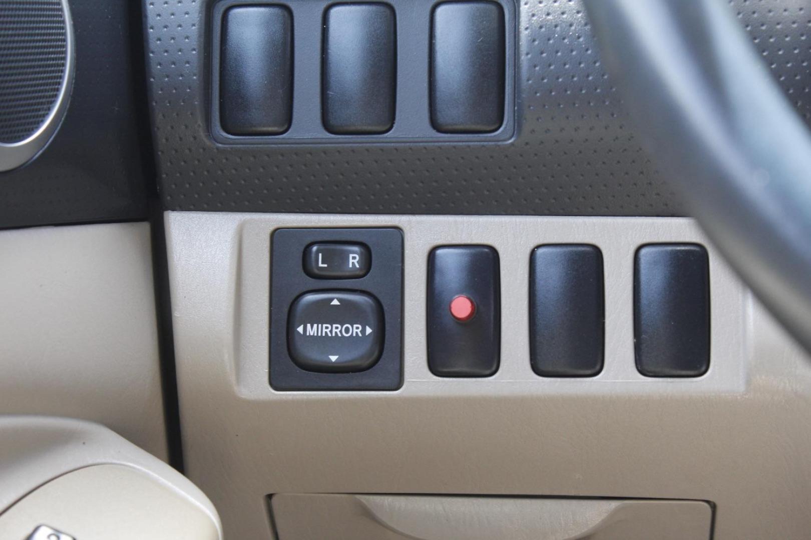 2008 Gold Toyota Tacoma (5TETX22NX8Z) with an 2.7 engine, located at 2401 E Main St., Grand Prairie, TX, 75050, (972) 262-4440, 32.748981, -96.969643 - Photo#19