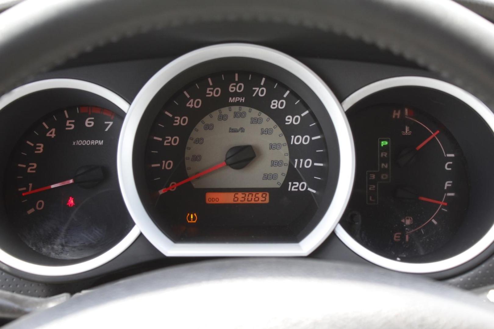 2008 Gold Toyota Tacoma (5TETX22NX8Z) with an 2.7 engine, located at 2401 E Main St., Grand Prairie, TX, 75050, (972) 262-4440, 32.748981, -96.969643 - Photo#21