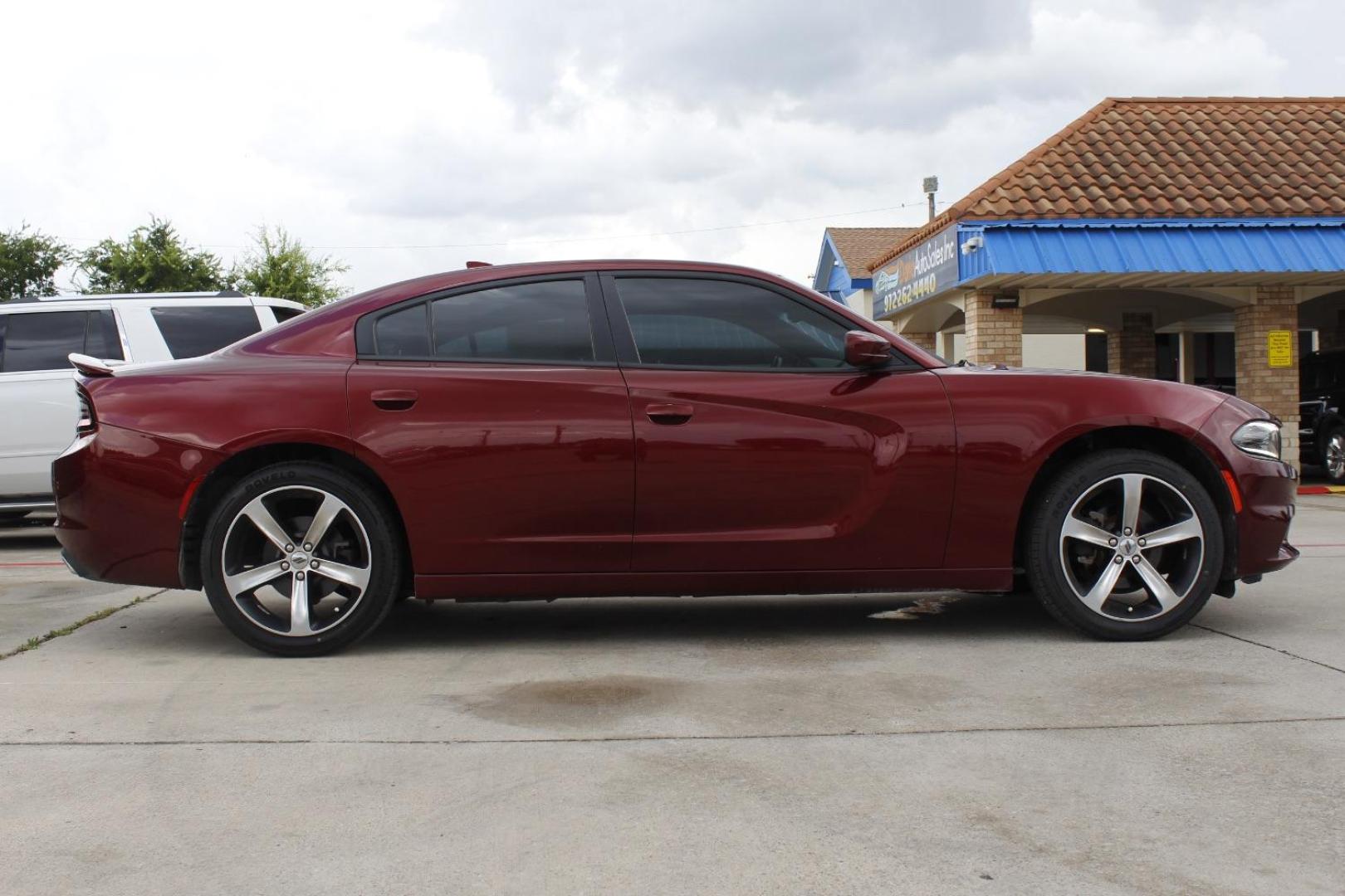 2017 Red Dodge Charger SXT RWD (2C3CDXHG8HH) with an Pentastar 3.6L V-6 DOHC engine, located at 2401 E Main St., Grand Prairie, TX, 75050, (972) 262-4440, 32.748981, -96.969643 - Photo#9