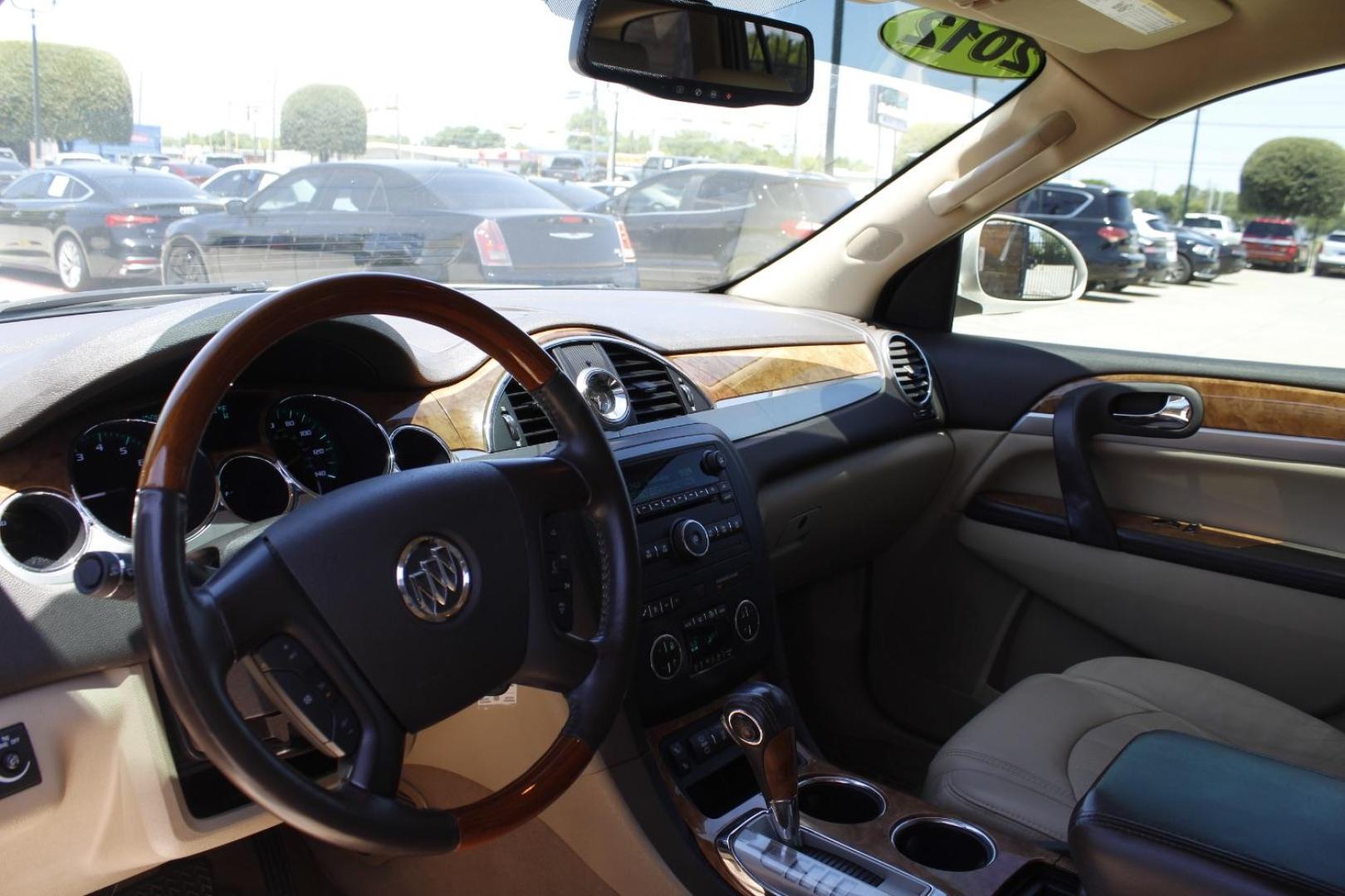 2012 White Buick Enclave Leather (5GAKRCED3CJ) with an 3.6L V-6 gasoline direct injection engine, located at 2401 E Main St., Grand Prairie, TX, 75050, (972) 262-4440, 32.748981, -96.969643 - Photo#12