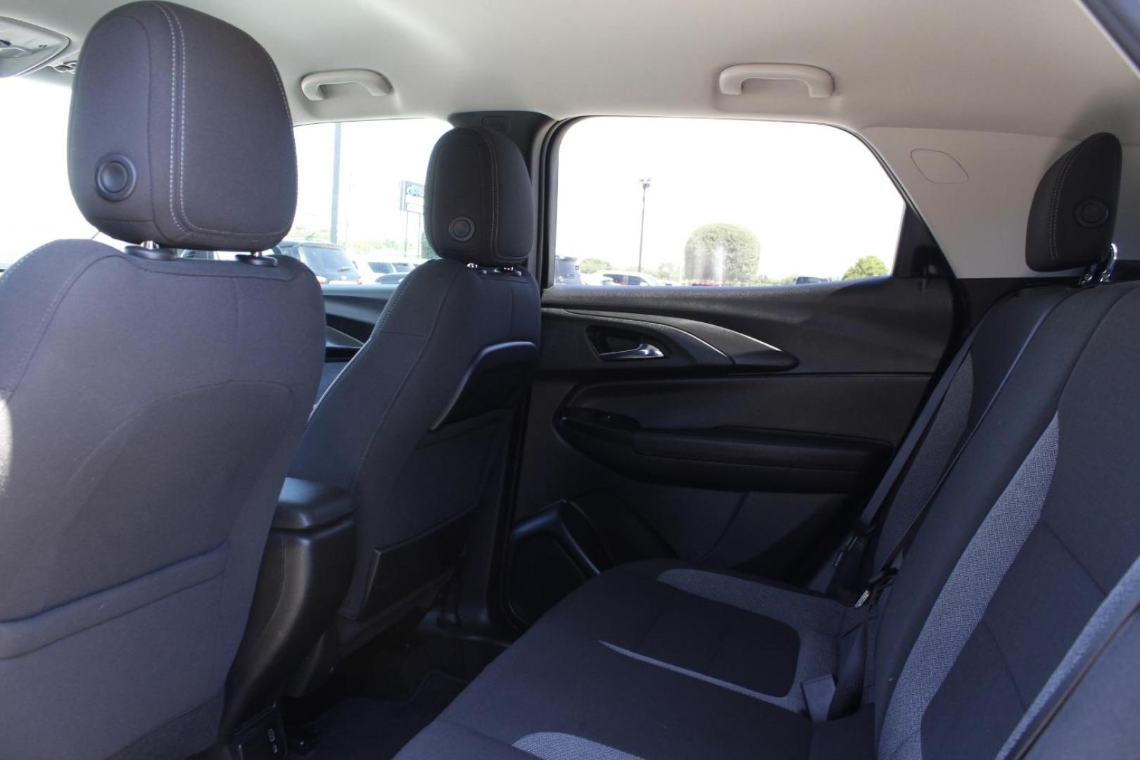 2021 Black Chevrolet Trailblazer FWD LT (KL79MPSL8MB) , located at 2401 E Main St., Grand Prairie, TX, 75050, (972) 262-4440, 32.748981, -96.969643 - Photo#13