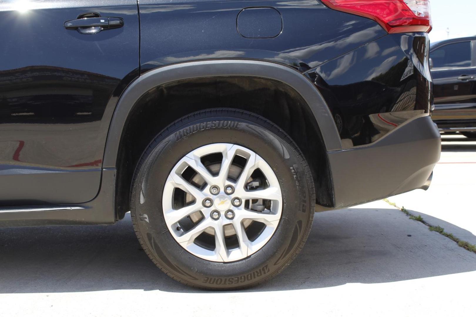 2019 Black Chevrolet Traverse LS (1GNERFKW4KJ) with an 3.6L V-6 gasoline direct injection engine, located at 2401 E Main St., Grand Prairie, TX, 75050, (972) 262-4440, 32.748981, -96.969643 - Photo#4