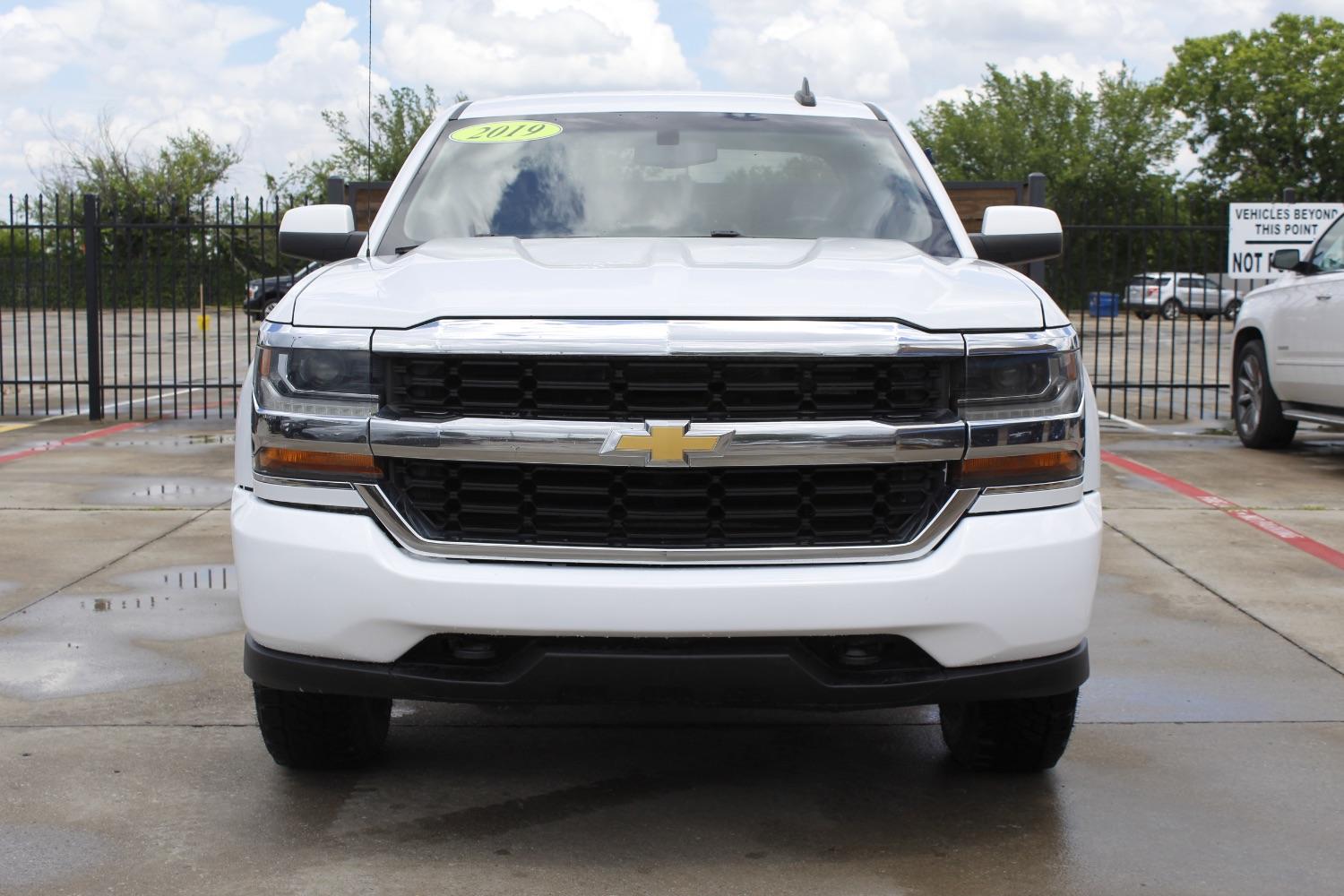 photo of 2019 Chevrolet Silverado 1500 LD WT