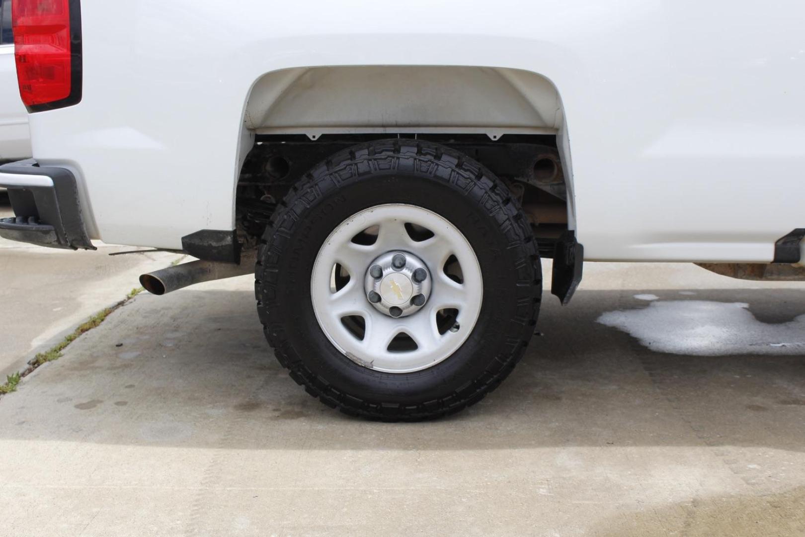 2019 White Chevrolet Silverado 1500 LD WT (2GCVKNEC7K1) with an EcoTec3 5.3L V-8 gasoline direct injection engine, located at 2401 E Main St., Grand Prairie, TX, 75050, (972) 262-4440, 32.748981, -96.969643 - Photo#10