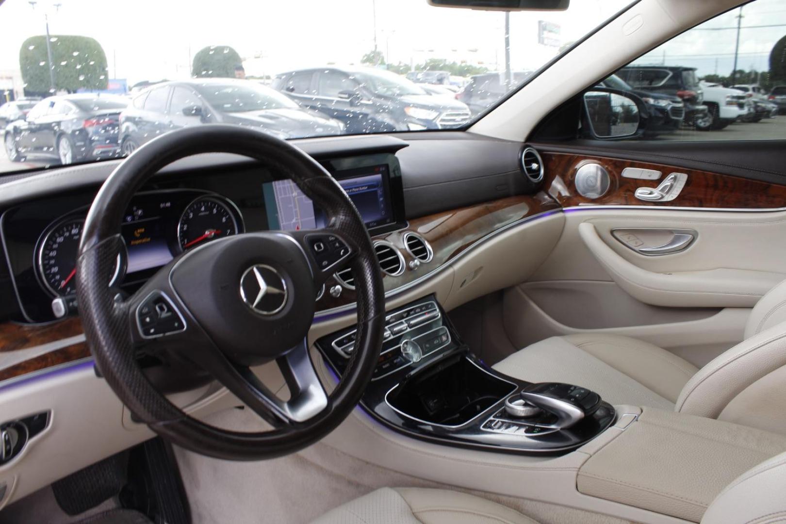 2017 White Mercedes-Benz E-Class E300 Luxury Sedan (WDDZF4JB2HA) with an 3.5L V6 DOHC 24V engine, 7-Speed Automatic transmission, located at 2401 E Main St., Grand Prairie, TX, 75050, (972) 262-4440, 32.748981, -96.969643 - Photo#9