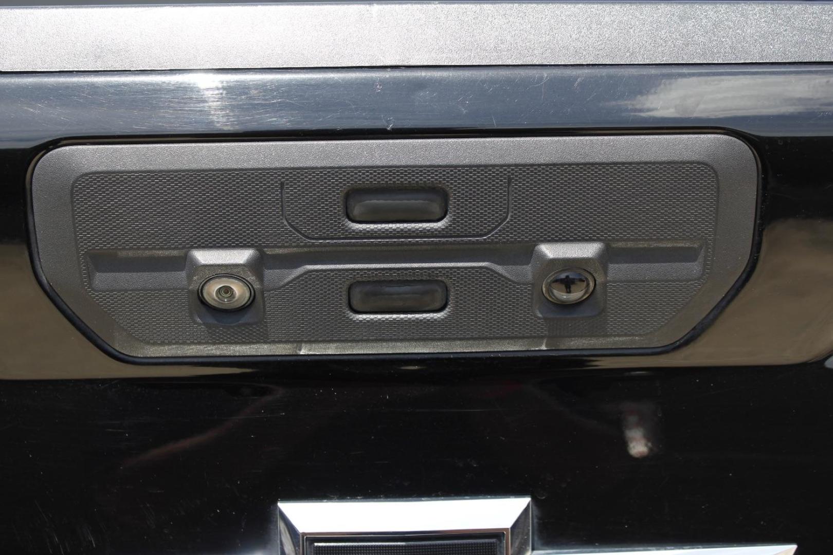 2021 Black Chevrolet Silverado 1500 4WD Crew Cab Short Bed RST (3GCUYEED3MG) , located at 2401 E Main St., Grand Prairie, TX, 75050, (972) 262-4440, 32.748981, -96.969643 - Photo#7
