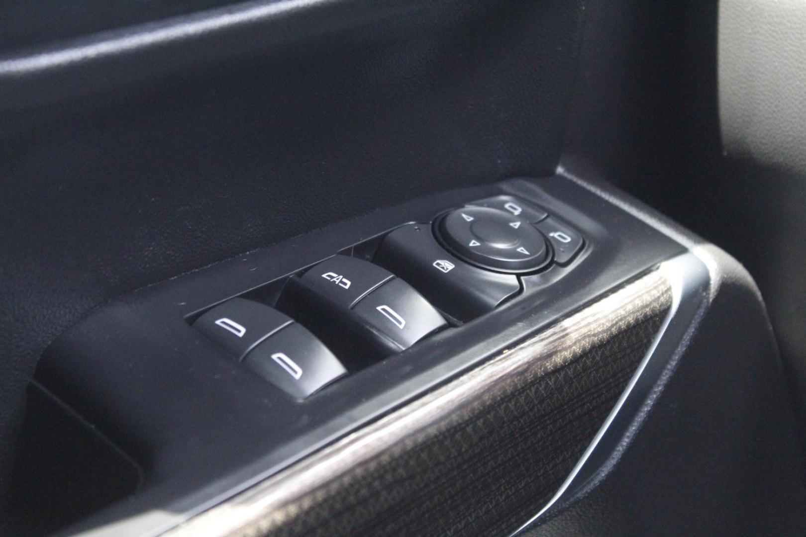2021 Black Chevrolet Silverado 1500 4WD Crew Cab Short Bed RST (3GCUYEED3MG) , located at 2401 E Main St., Grand Prairie, TX, 75050, (972) 262-4440, 32.748981, -96.969643 - Photo#19