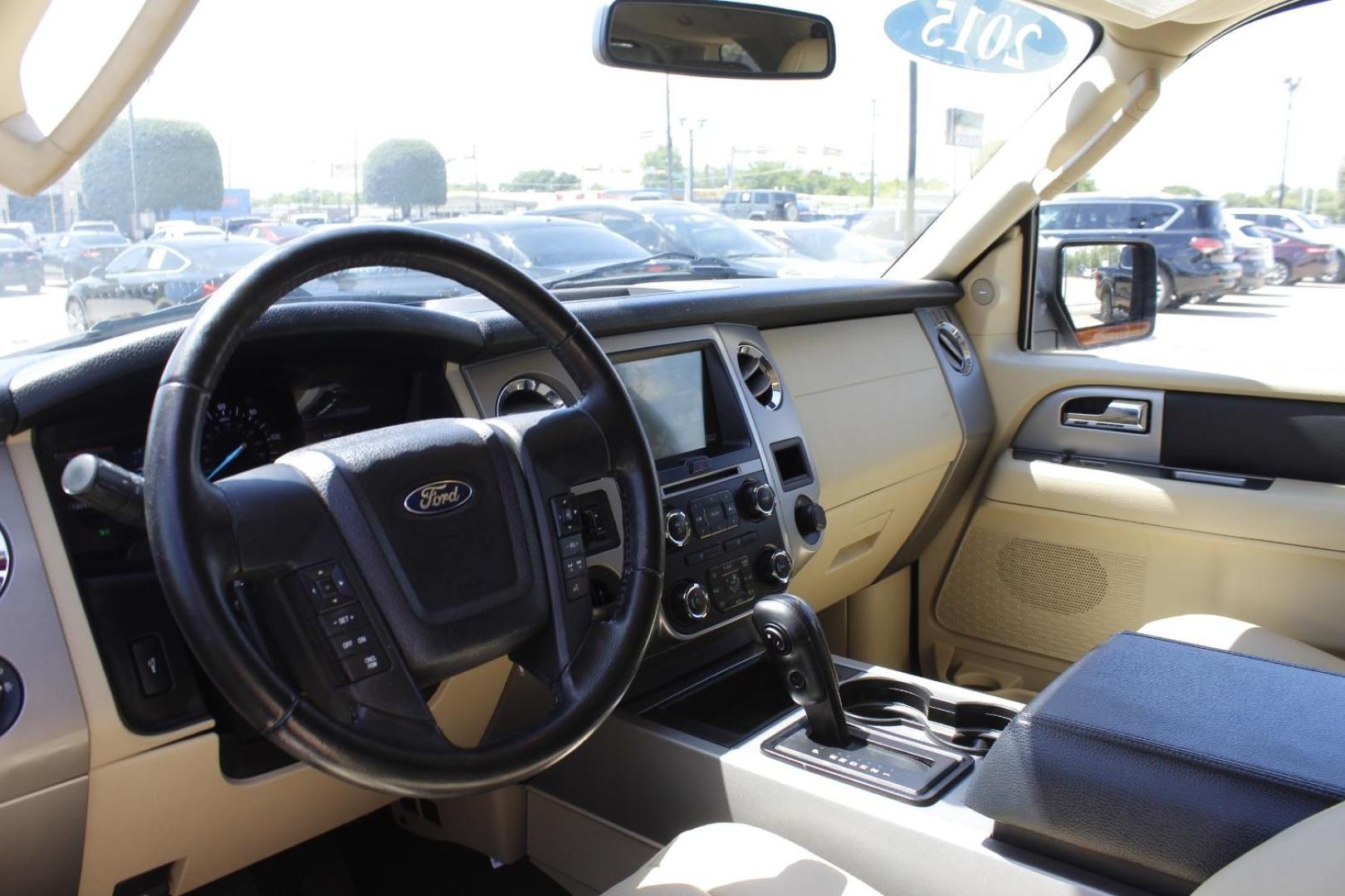 2015 Red Ford Expedition XLT (1FMJU1HT7FE) with an EcoBoost 3.5L V-6 gasoline direct injection engine, located at 2401 E Main St., Grand Prairie, TX, 75050, (972) 262-4440, 32.748981, -96.969643 - Photo#12
