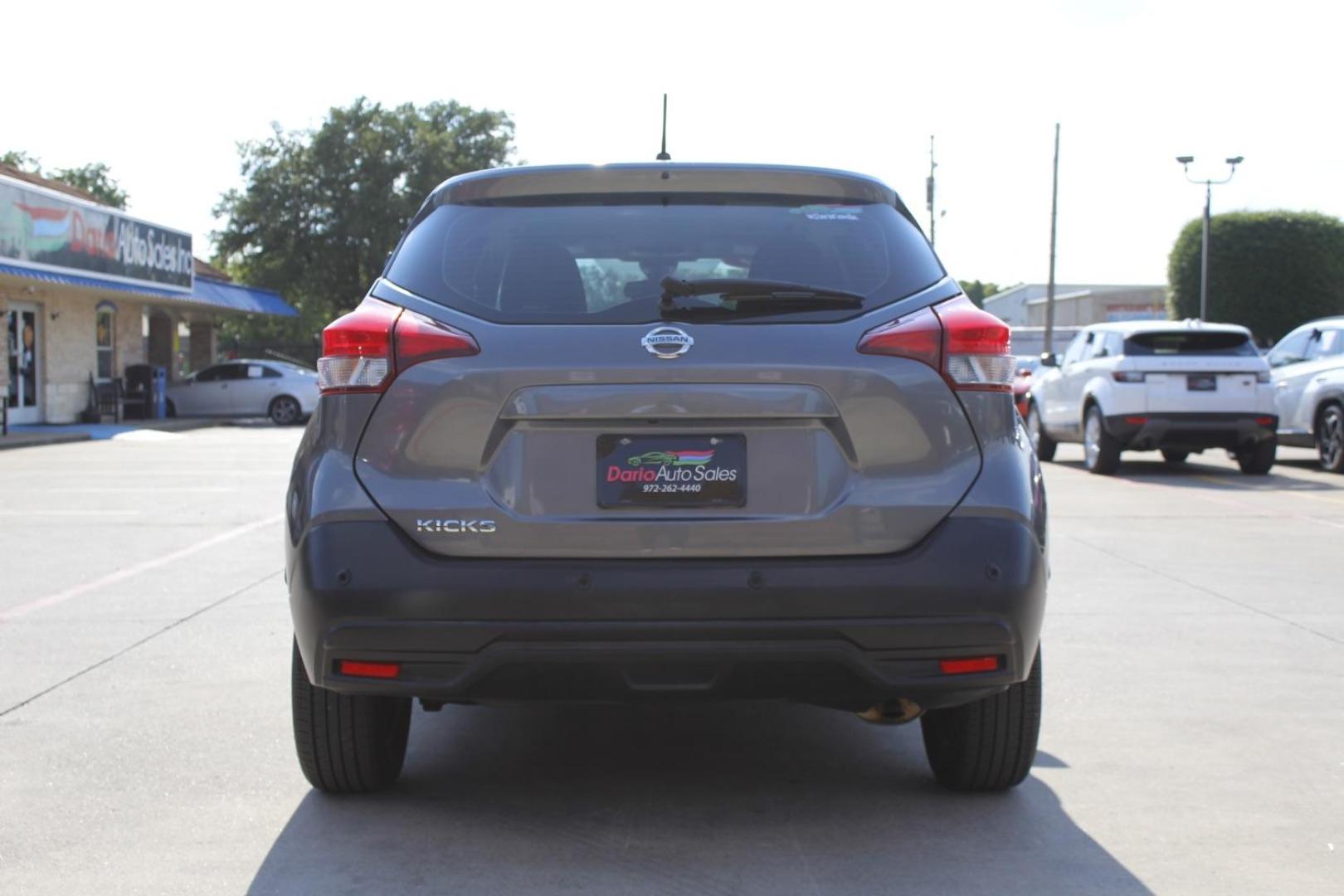2020 Gray Nissan Kicks S Xtronic CVT (3N1CP5BV8LL) with an 1.6L I-4 DOHC engine, located at 2401 E Main St., Grand Prairie, TX, 75050, (972) 262-4440, 32.748981, -96.969643 - Photo#7