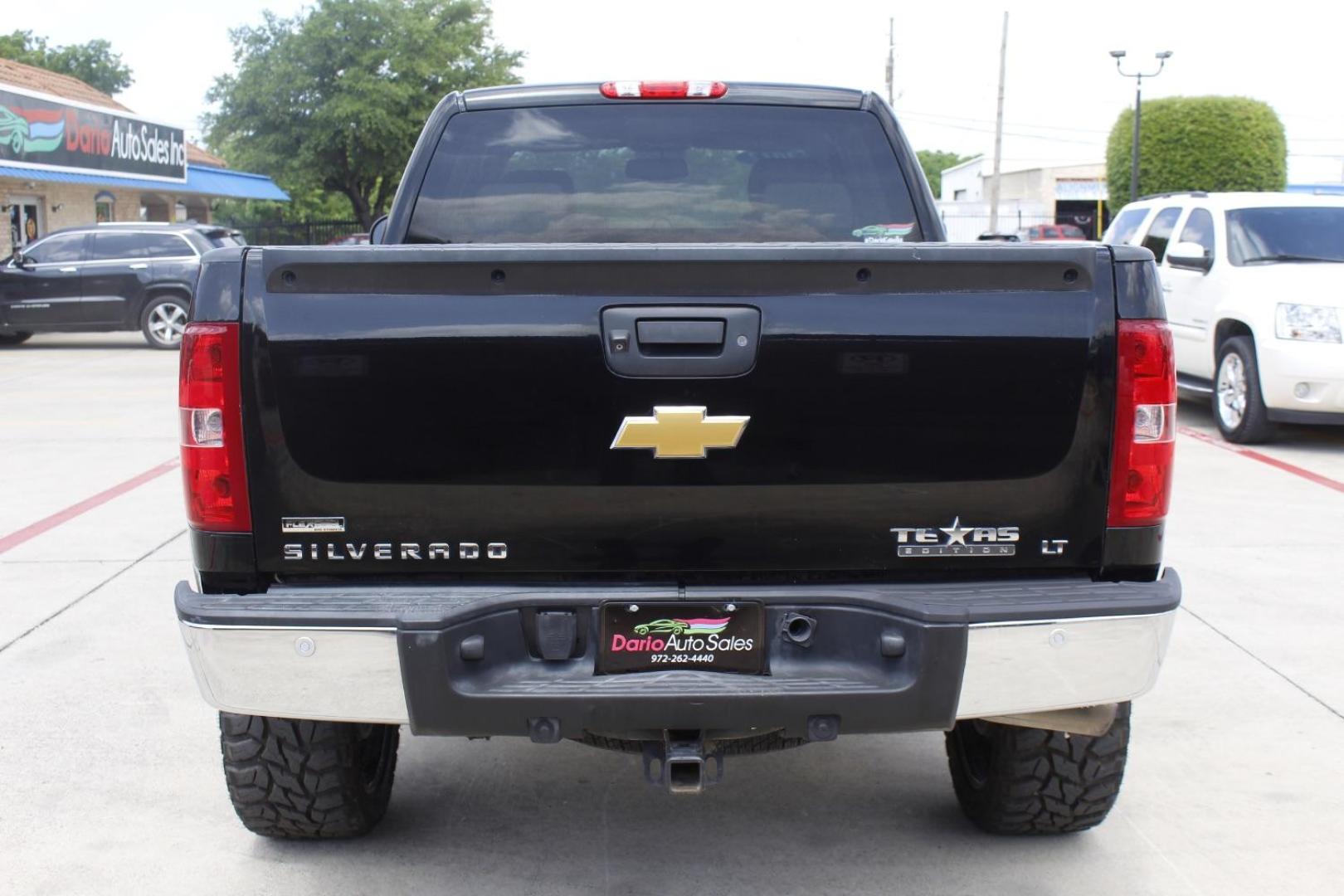 2012 Black Chevrolet Silverado 1500 LT Ext. Cab Long Box 2WD (1GCRCSE08CZ) with an 5.3L V8 OHV 16V FFV engine, 6-Speed Automatic transmission, located at 2401 E Main St., Grand Prairie, TX, 75050, (972) 262-4440, 32.748981, -96.969643 - Photo#7