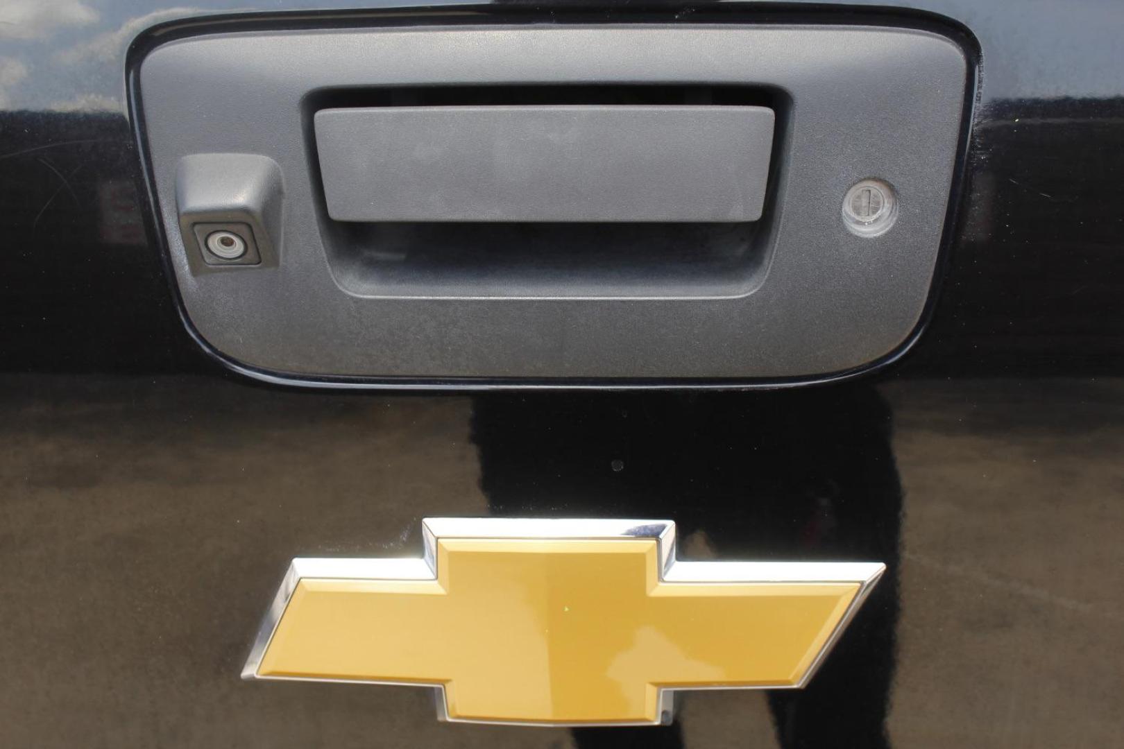 2012 Black Chevrolet Silverado 1500 LT Ext. Cab Long Box 2WD (1GCRCSE08CZ) with an 5.3L V8 OHV 16V FFV engine, 6-Speed Automatic transmission, located at 2401 E Main St., Grand Prairie, TX, 75050, (972) 262-4440, 32.748981, -96.969643 - Photo#8