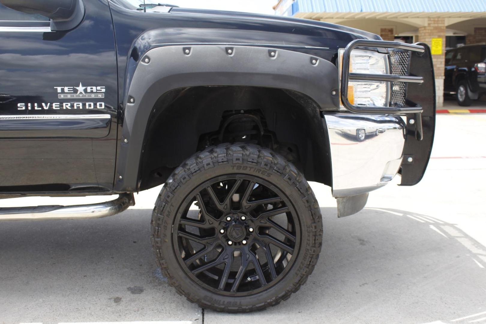 2012 Black Chevrolet Silverado 1500 LT Ext. Cab Long Box 2WD (1GCRCSE08CZ) with an 5.3L V8 OHV 16V FFV engine, 6-Speed Automatic transmission, located at 2401 E Main St., Grand Prairie, TX, 75050, (972) 262-4440, 32.748981, -96.969643 - Photo#11