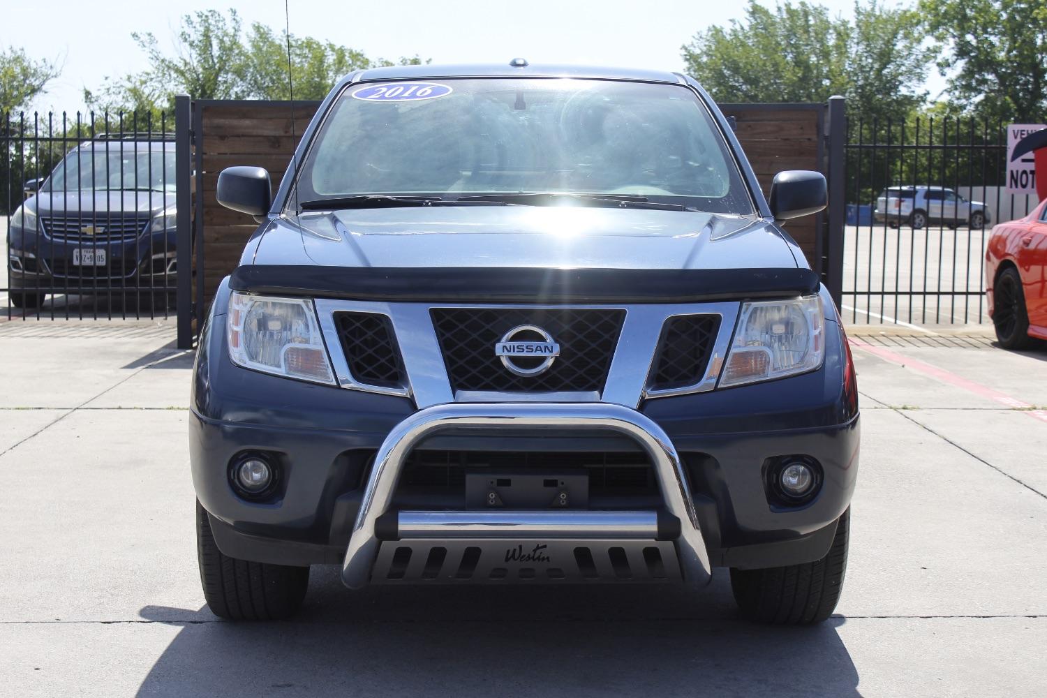 photo of 2016 Nissan Frontier SV