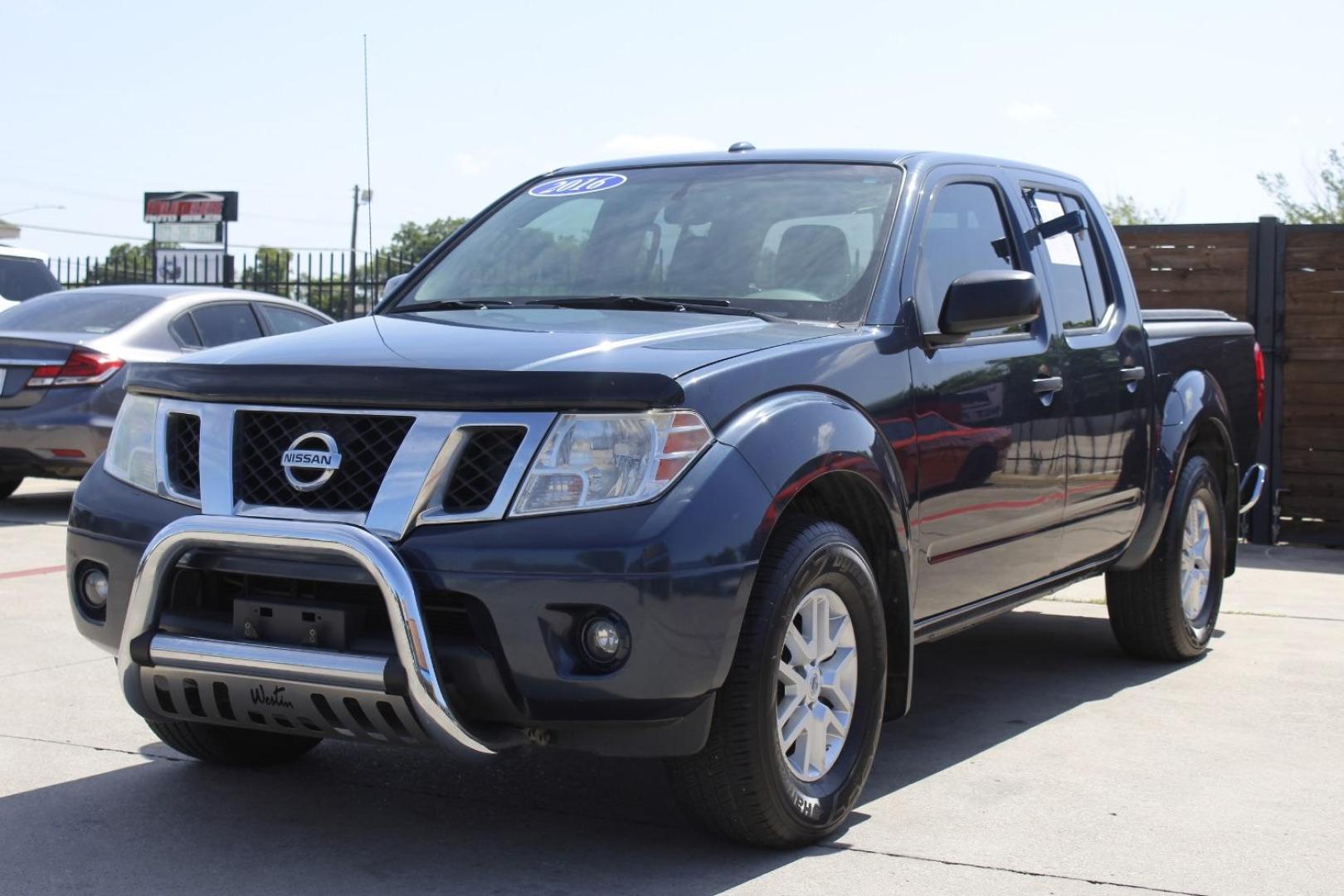 2016 Blue Nissan Frontier SV (1N6AD0ER2GN) with an VQ 4L V-6 DOHC engine, located at 2401 E Main St., Grand Prairie, TX, 75050, (972) 262-4440, 32.748981, -96.969643 - Photo#1