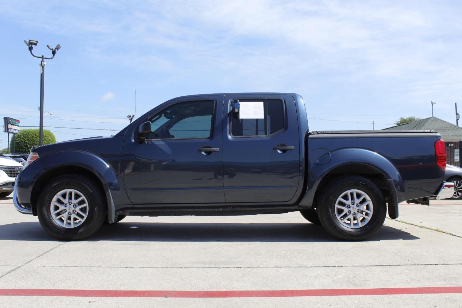 2016 Blue Nissan Frontier SV (1N6AD0ER2GN) with an VQ 4L V-6 DOHC engine, located at 2401 E Main St., Grand Prairie, TX, 75050, (972) 262-4440, 32.748981, -96.969643 - Photo#2