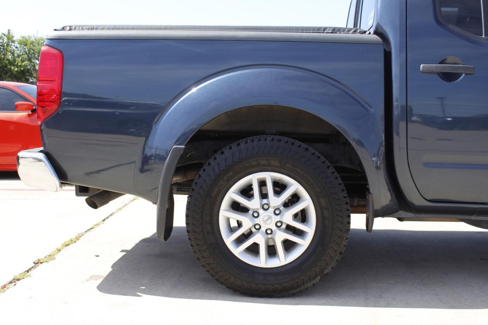 2016 Blue Nissan Frontier SV (1N6AD0ER2GN) with an VQ 4L V-6 DOHC engine, located at 2401 E Main St., Grand Prairie, TX, 75050, (972) 262-4440, 32.748981, -96.969643 - Photo#11