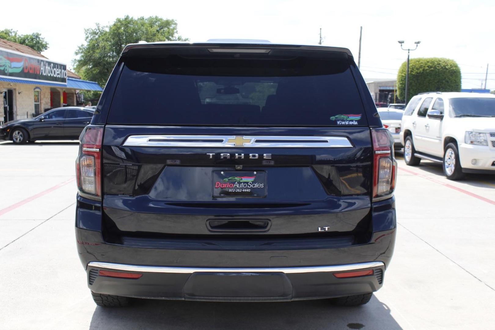 2021 Blue Chevrolet Tahoe 2WD LT (1GNSCNKD1MR) with an Duramax 3L I-6 diesel direct injection engine, located at 2401 E Main St., Grand Prairie, TX, 75050, (972) 262-4440, 32.748981, -96.969643 - Photo#5