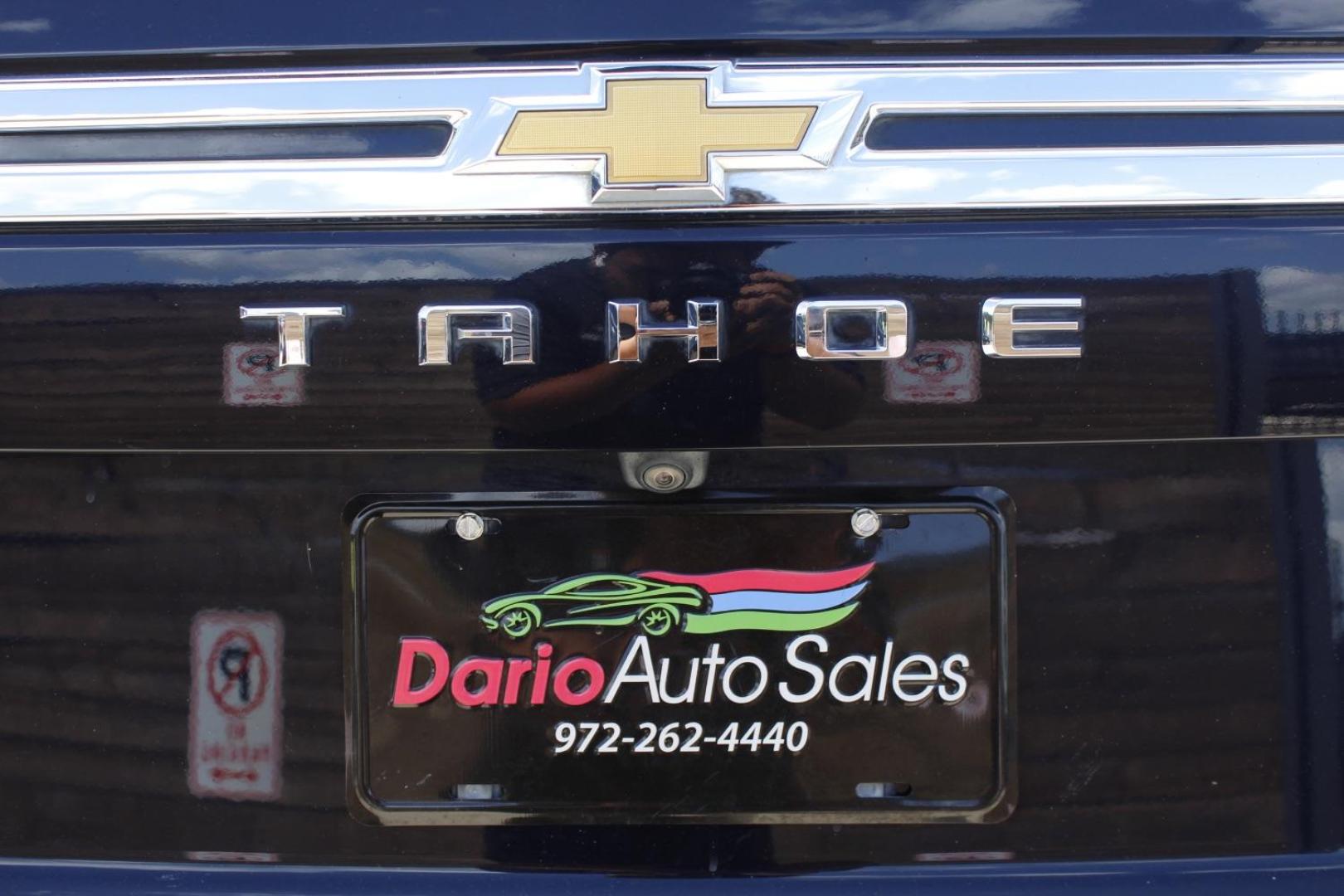 2021 Blue Chevrolet Tahoe 2WD LT (1GNSCNKD1MR) with an Duramax 3L I-6 diesel direct injection engine, located at 2401 E Main St., Grand Prairie, TX, 75050, (972) 262-4440, 32.748981, -96.969643 - Photo#6
