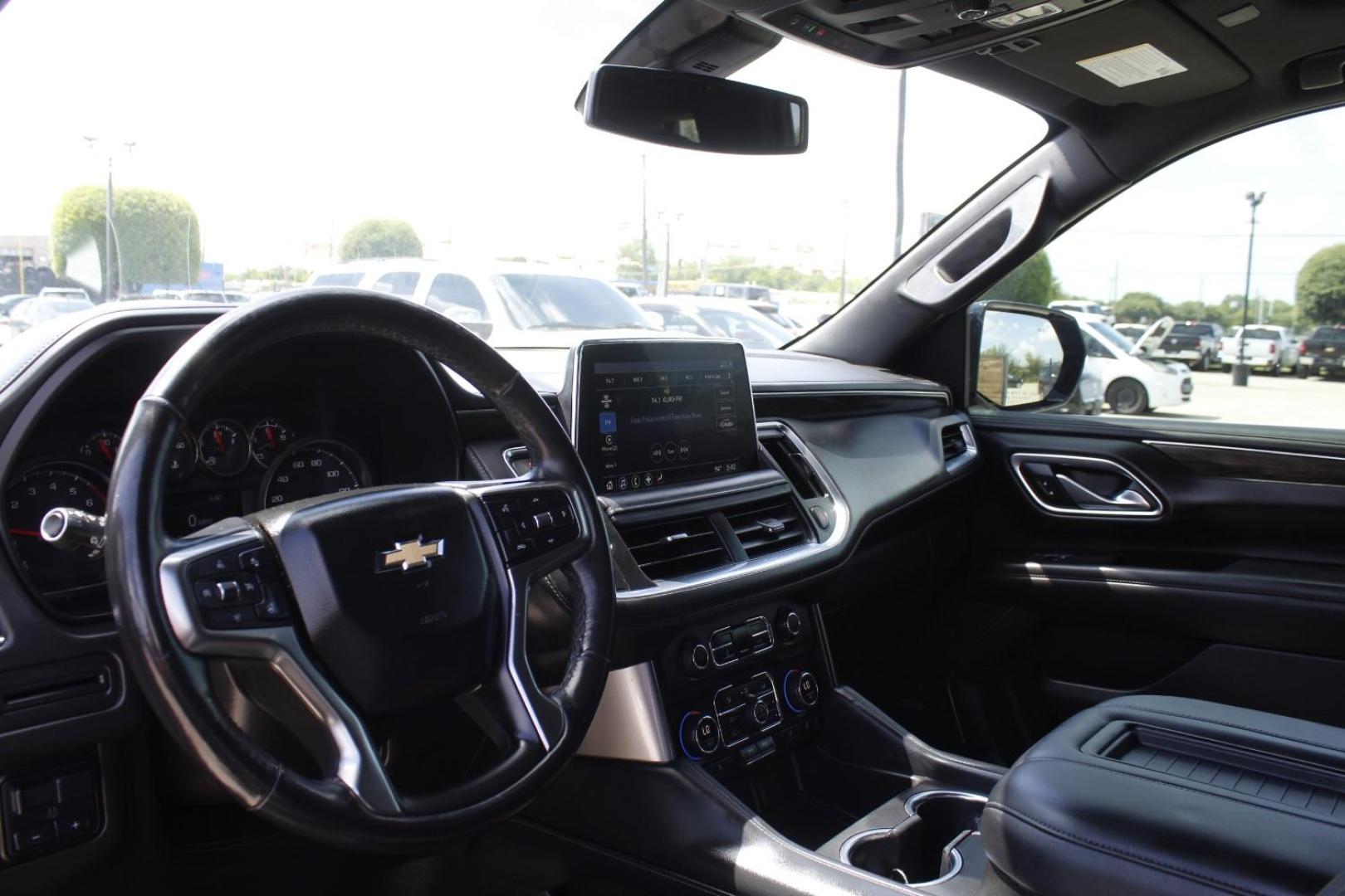 2021 Blue Chevrolet Tahoe 2WD LT (1GNSCNKD1MR) with an Duramax 3L I-6 diesel direct injection engine, located at 2401 E Main St., Grand Prairie, TX, 75050, (972) 262-4440, 32.748981, -96.969643 - Photo#11