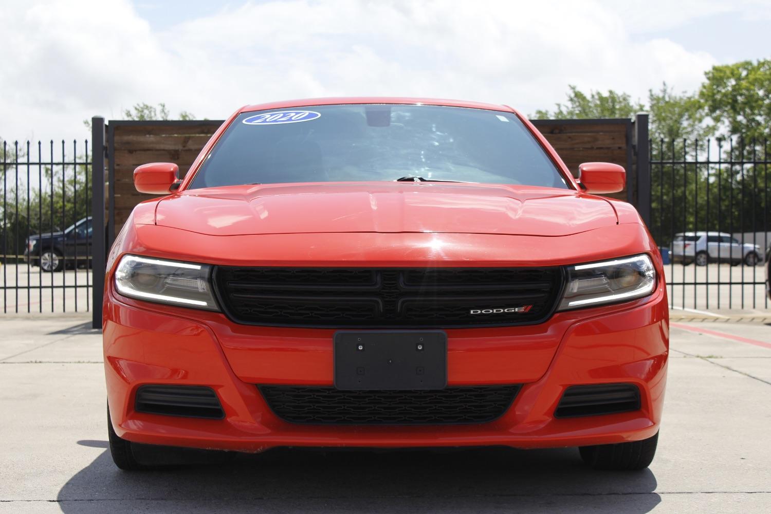 photo of 2020 Dodge Charger SXT RWD