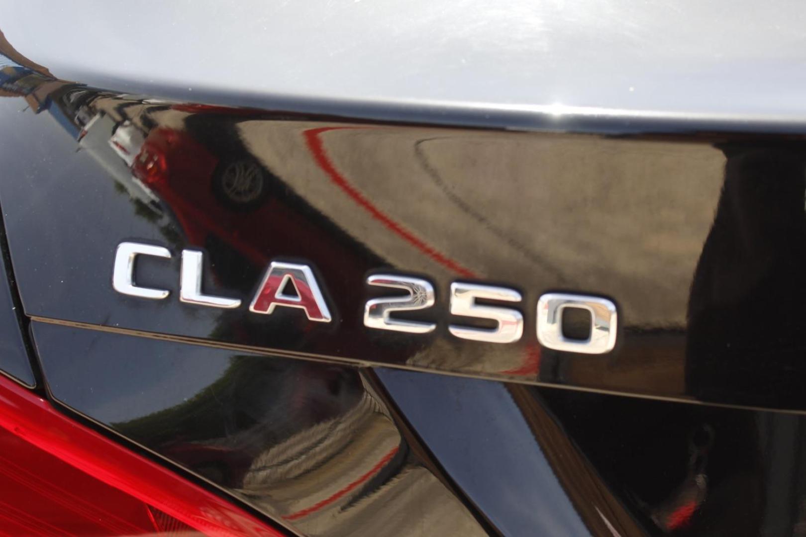 2018 Black Mercedes-Benz CLA 250 (WDDSJ4EB6JN) , located at 2401 E Main St., Grand Prairie, TX, 75050, (972) 262-4440, 32.748981, -96.969643 - Photo#5