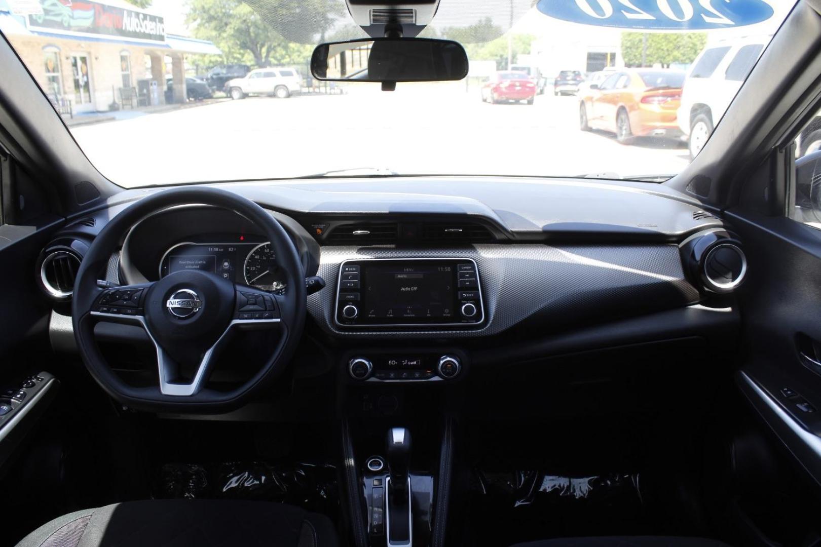 2020 White Nissan Kicks SV Xtronic CVT (3N1CP5CV3LL) with an 1.6L I-4 DOHC engine, located at 2401 E Main St., Grand Prairie, TX, 75050, (972) 262-4440, 32.748981, -96.969643 - Photo#15