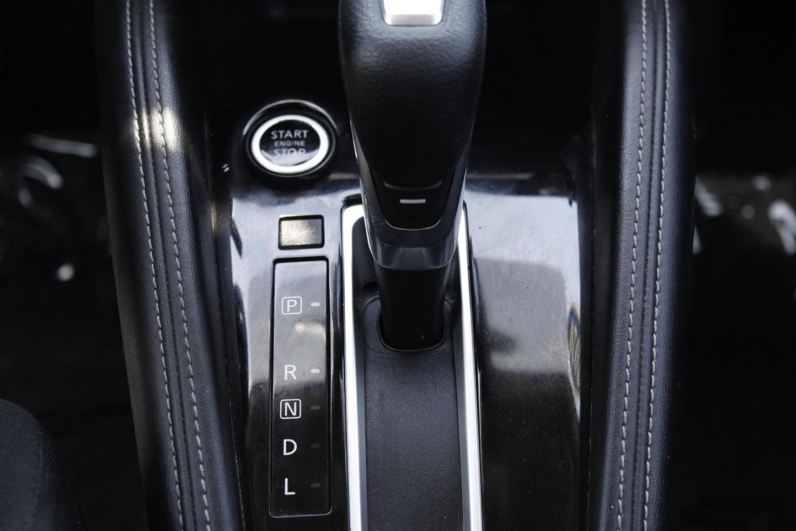 2020 White Nissan Kicks SV Xtronic CVT (3N1CP5CV3LL) with an 1.6L I-4 DOHC engine, located at 2401 E Main St., Grand Prairie, TX, 75050, (972) 262-4440, 32.748981, -96.969643 - Photo#19
