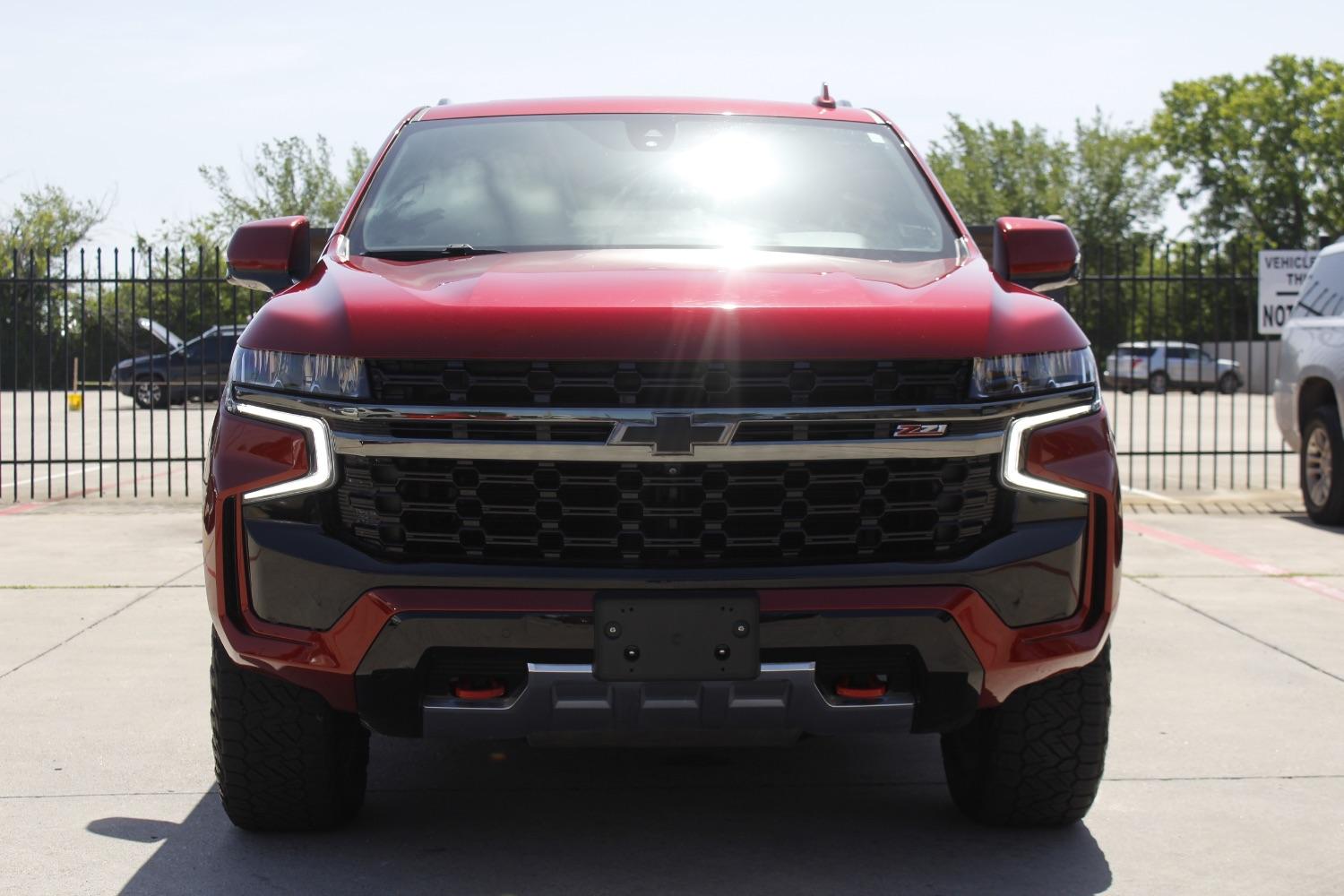 photo of 2021 Chevrolet Suburban 4WD Z71