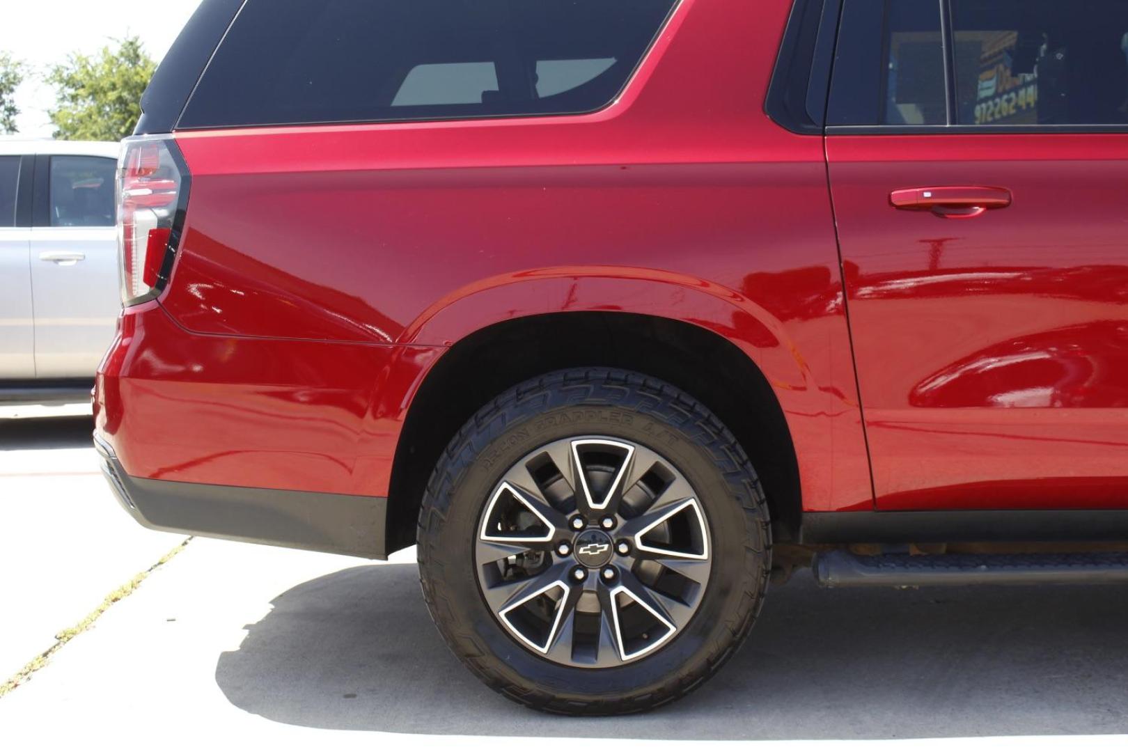 2021 Red Chevrolet Suburban 4WD Z71 (1GNSKDKD5MR) with an EcoTec3 5.3L V-8 gasoline direct injection engine, located at 2401 E Main St., Grand Prairie, TX, 75050, (972) 262-4440, 32.748981, -96.969643 - Photo#9